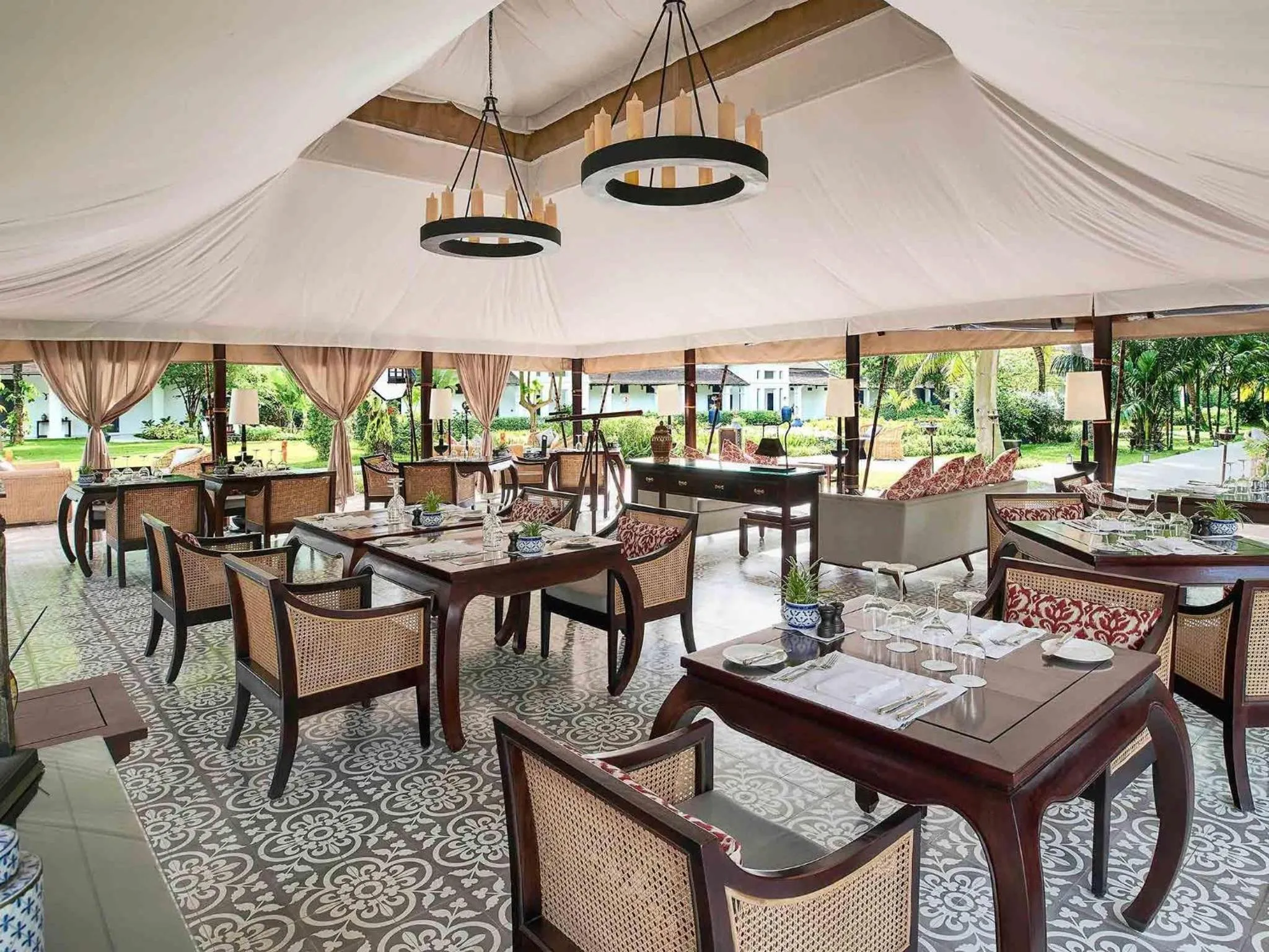 Restaurant/places to eat in Sofitel Luang Prabang