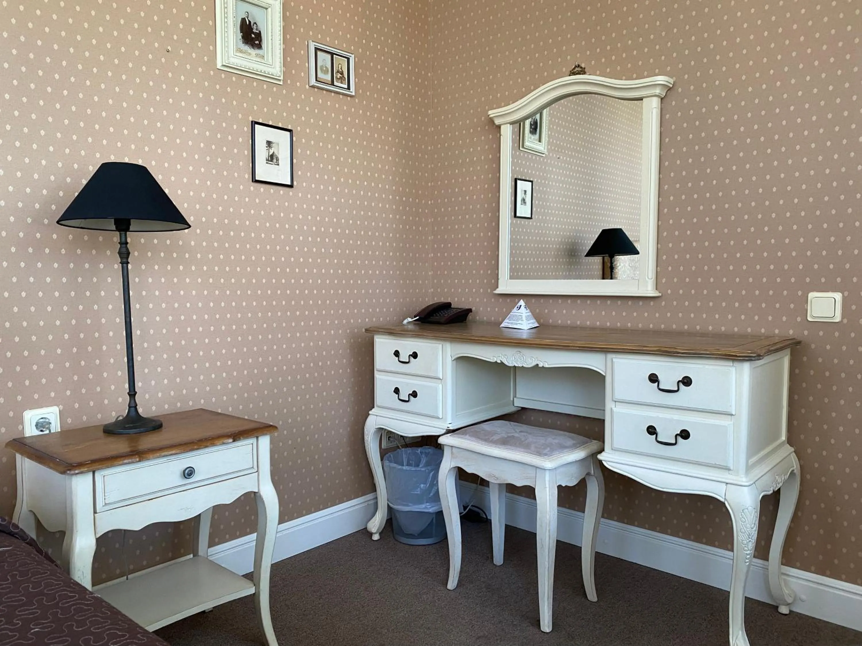 hair dresser in Villa Joma