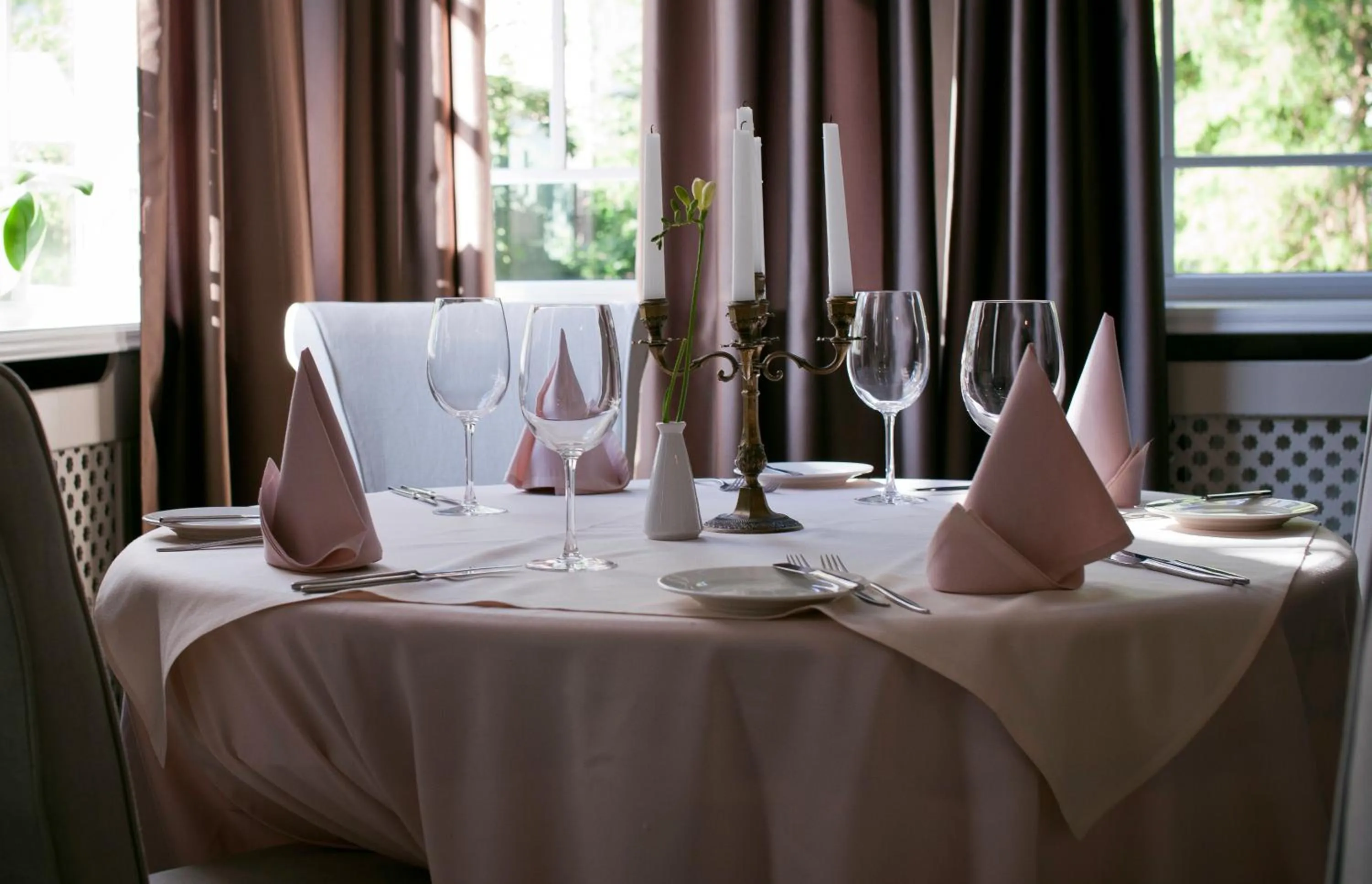 Restaurant/places to eat in Villa Joma