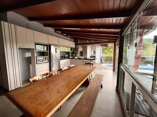 Casa de temporada com piscina