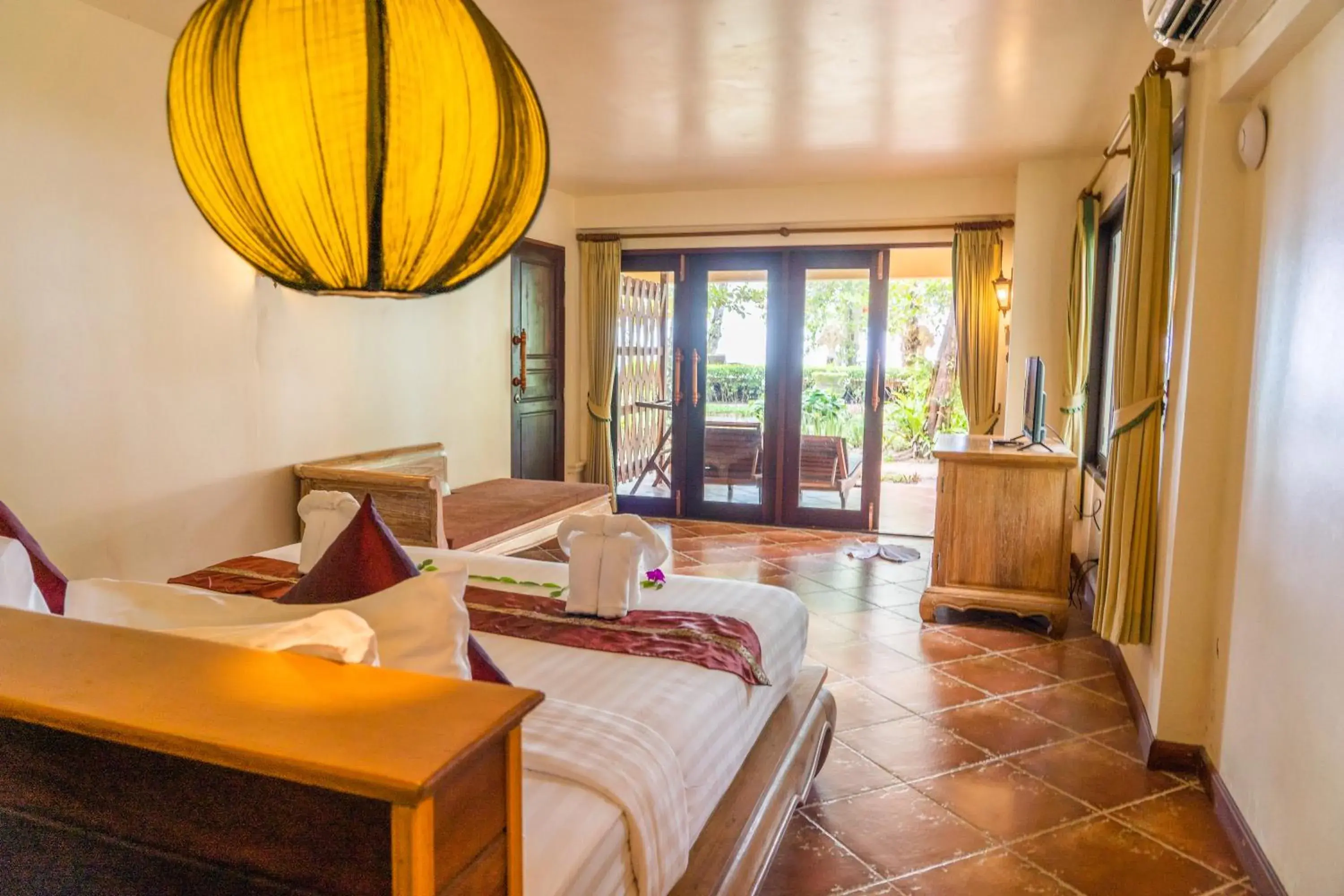 View (from property/room), Bed in Chivapuri Beach Resort View (from property/room), Bed in Chivapuri Beach Resort