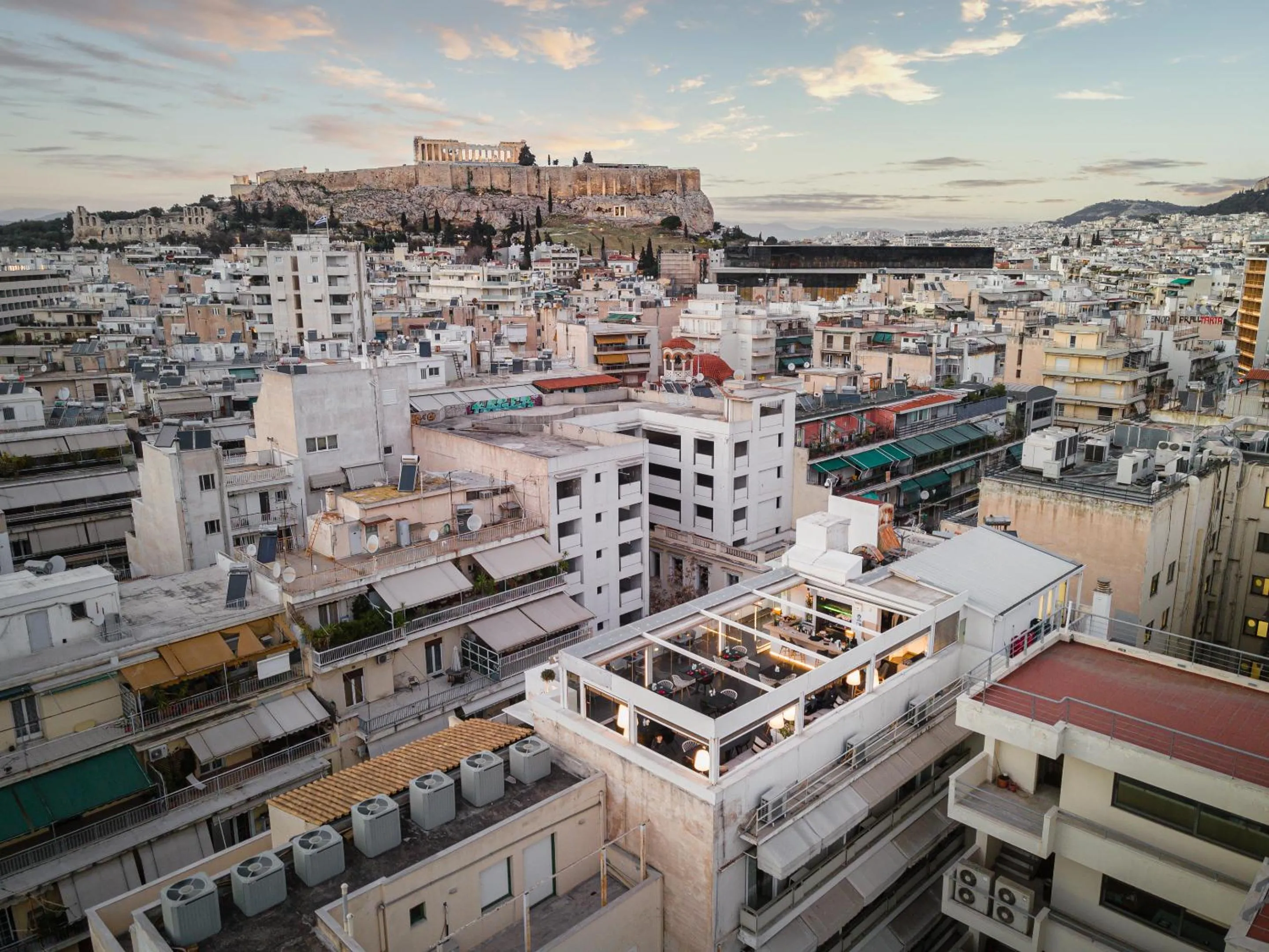 Property building in Acropolis Elegant Apartment