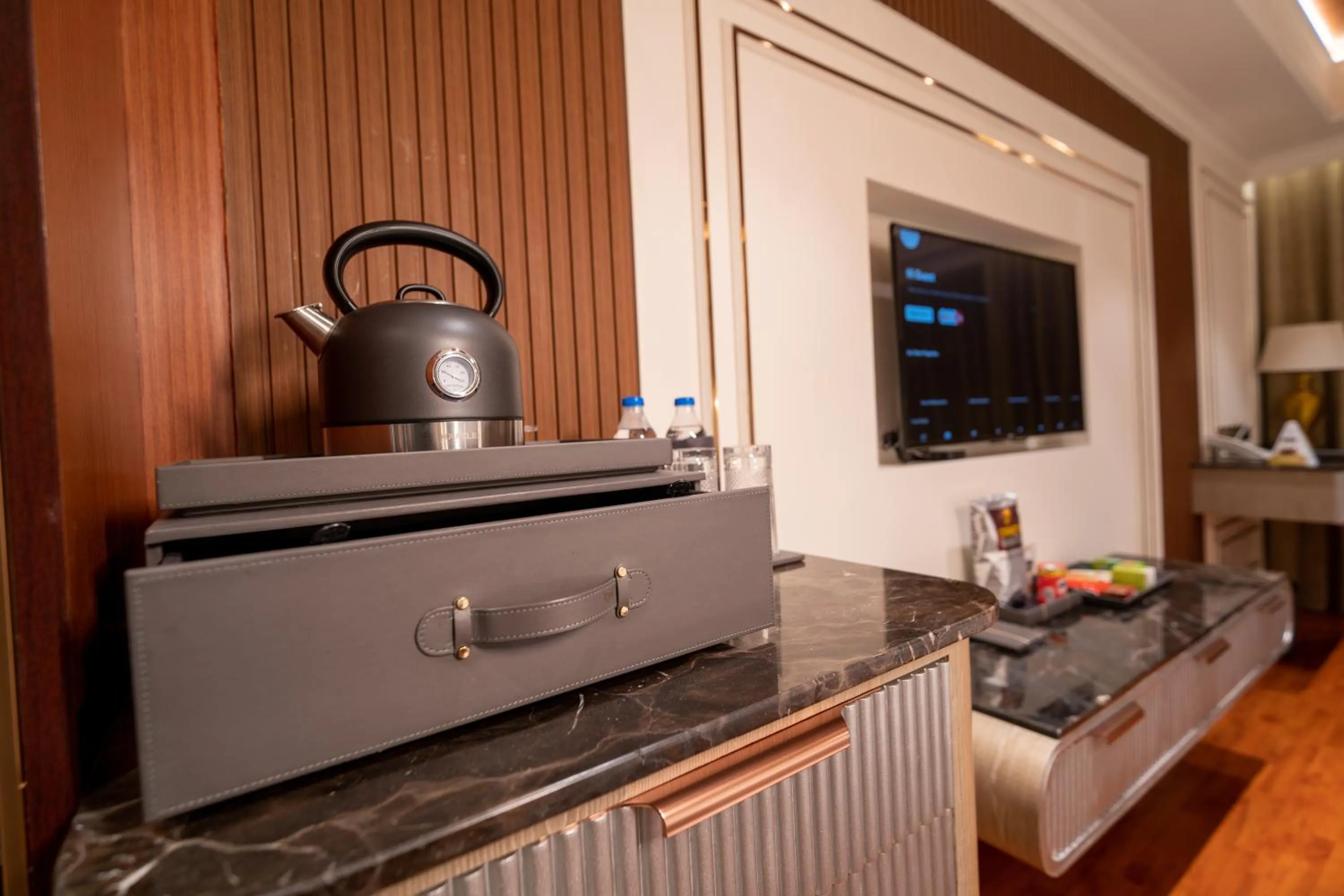 Coffee/tea facilities in The Accord Metropolitan