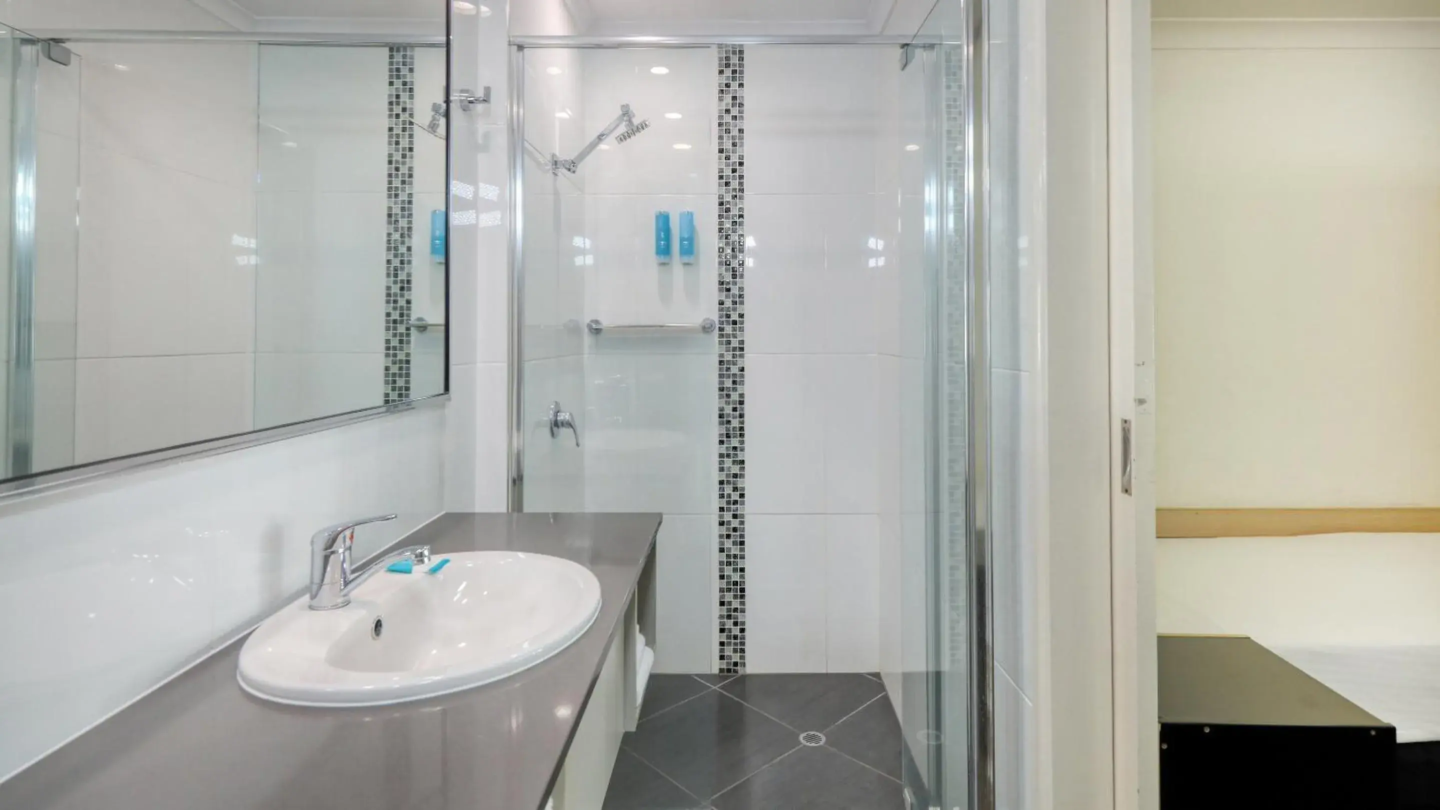 Bathroom in Best Western Cattle City Motor Inn Bathroom in Best Western Cattle City Motor Inn