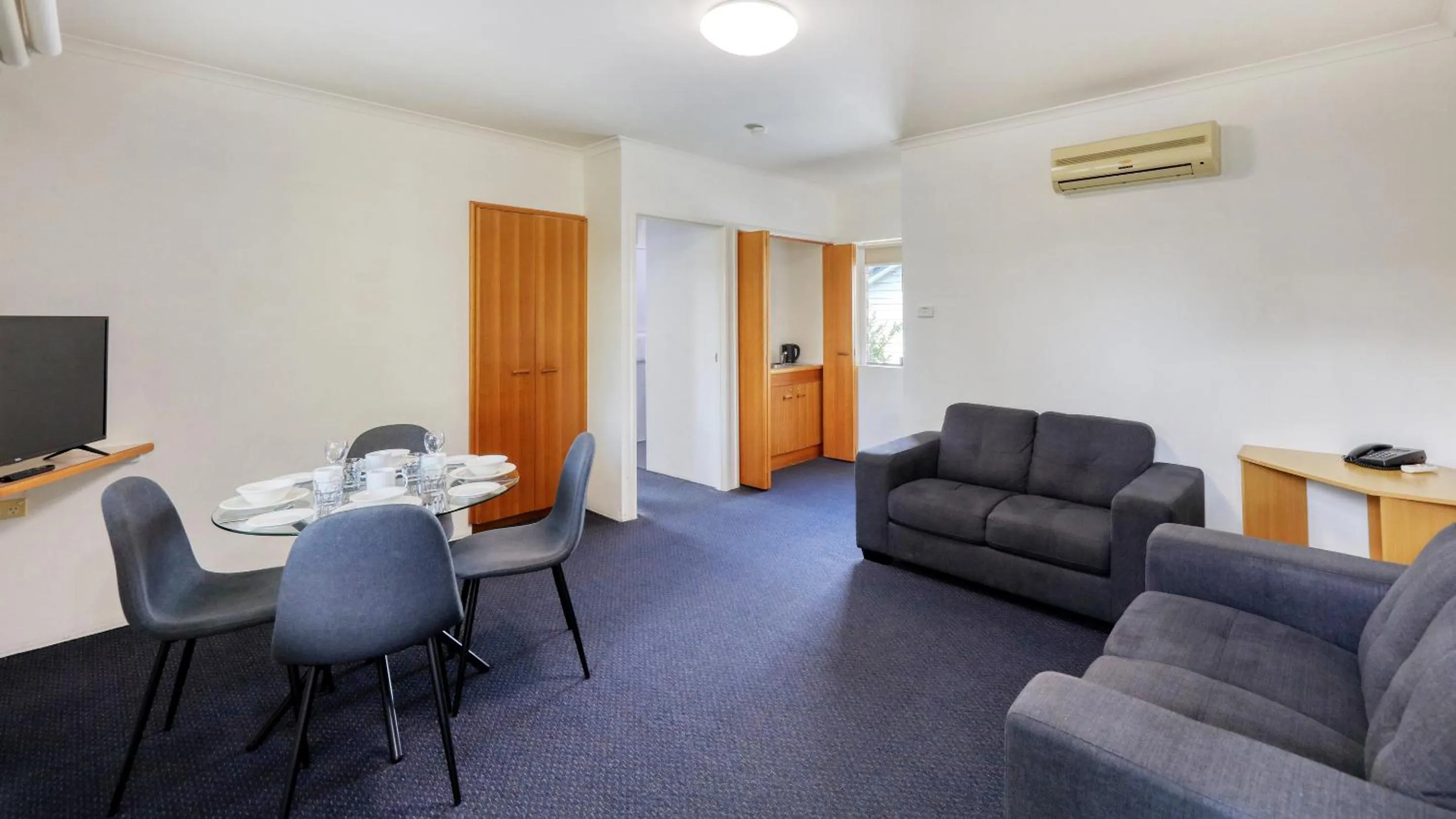 Seating area in Best Western Cattle City Motor Inn