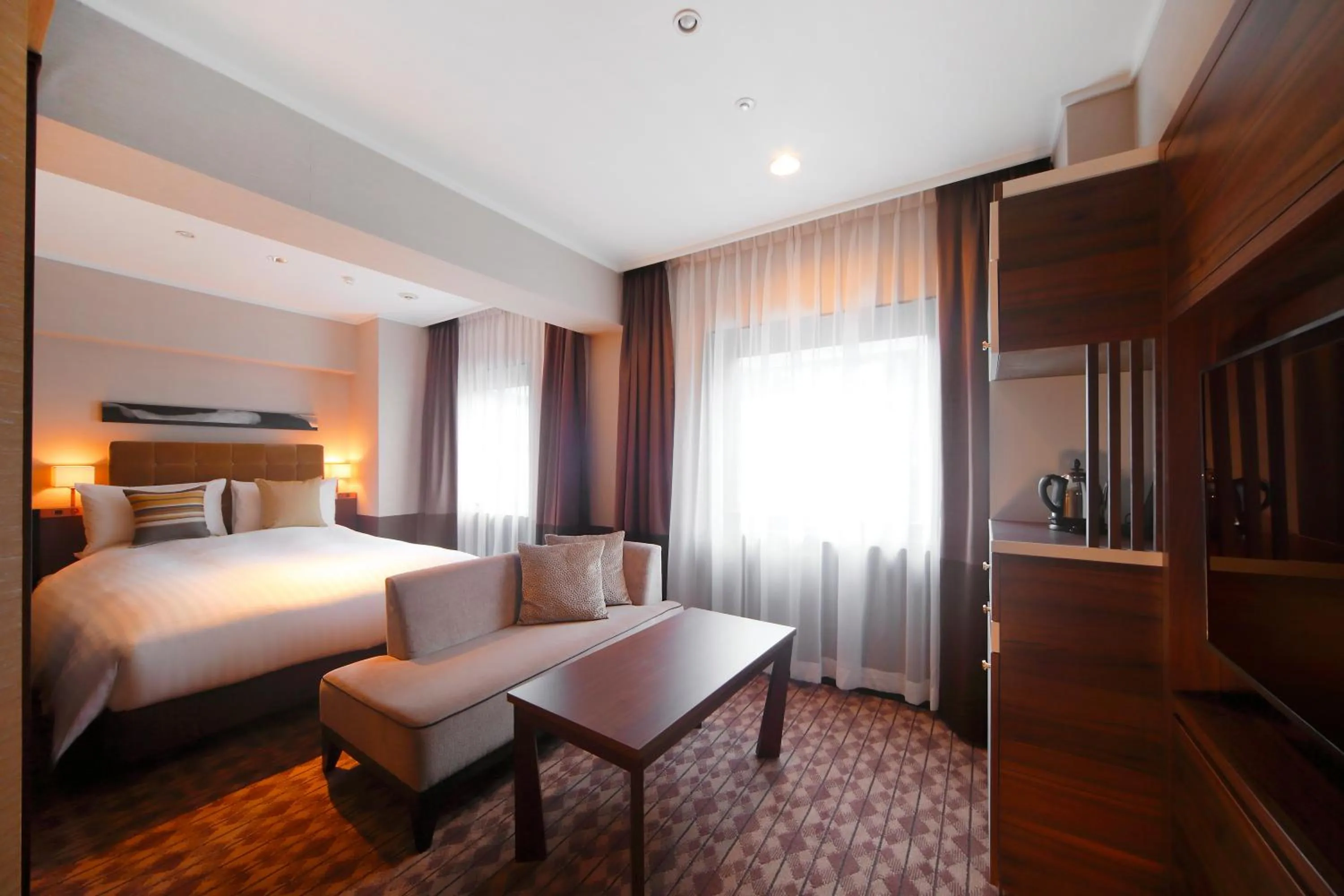 Photo of the whole room, Bed in Kyoto Century Hotel