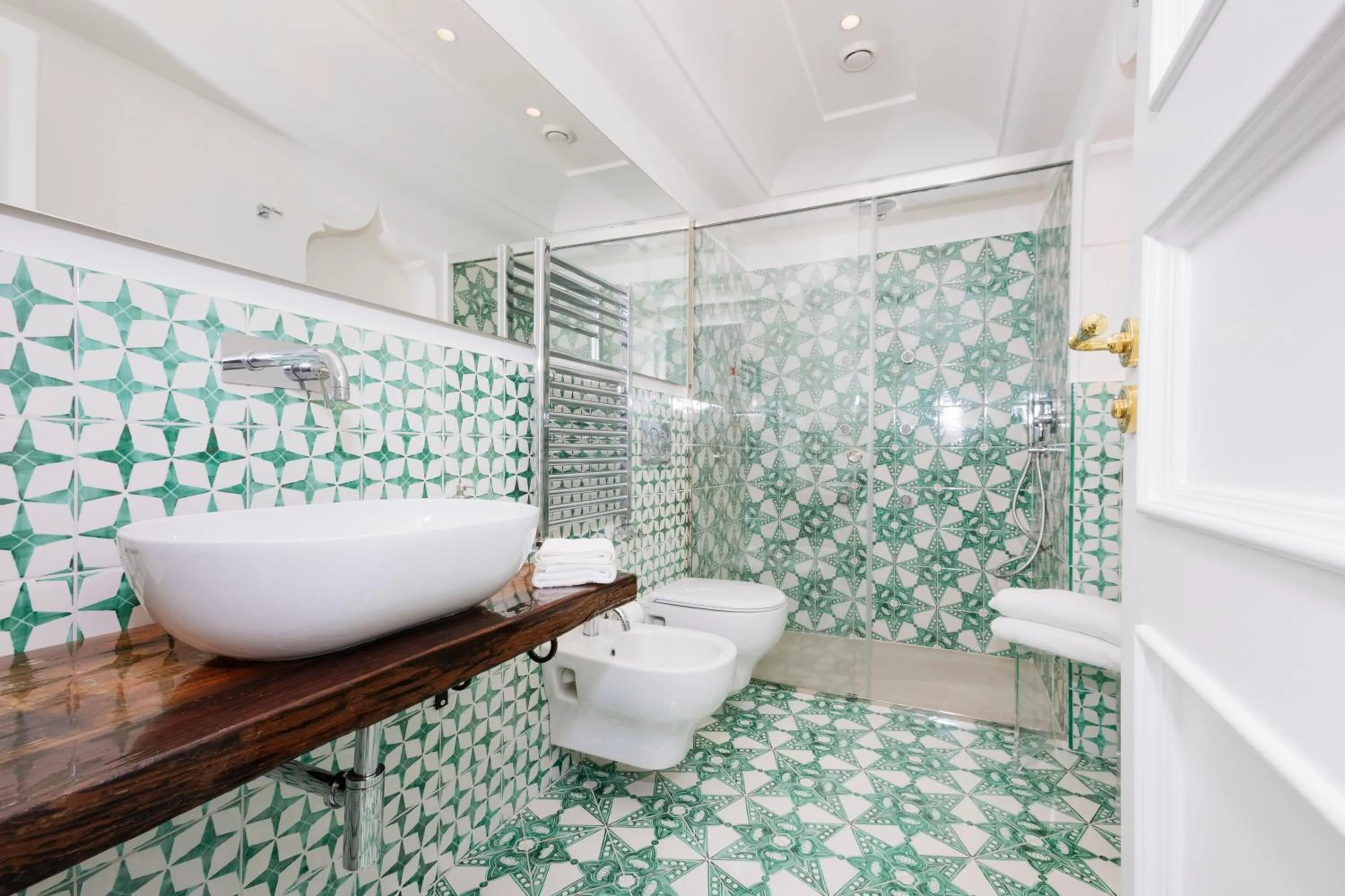 Toilet in La Bizantina Luxury Villa