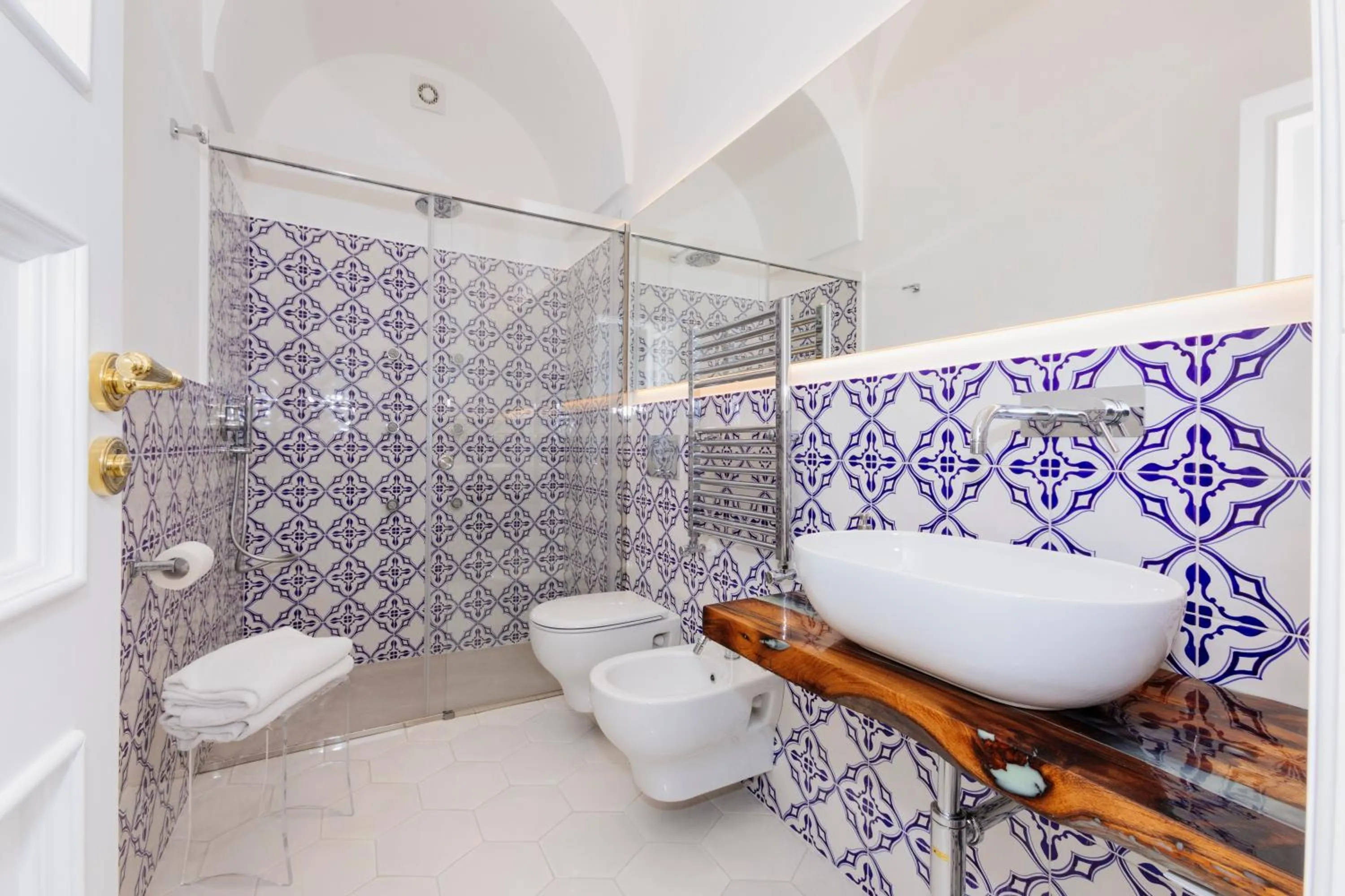 Bathroom in La Bizantina Luxury Villa