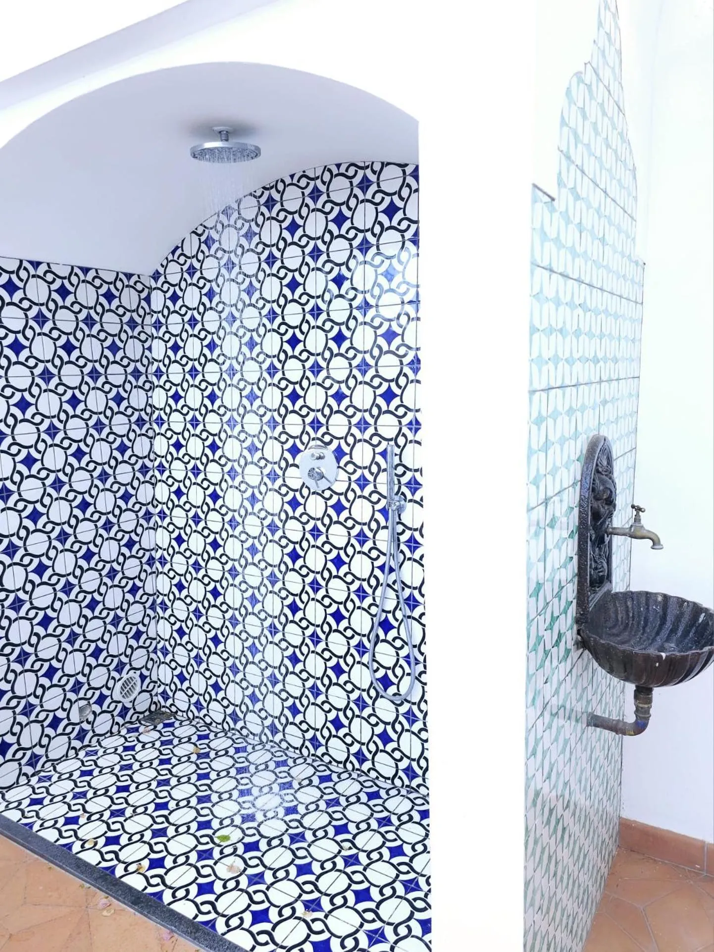 Hot Tub in La Bizantina Luxury Villa