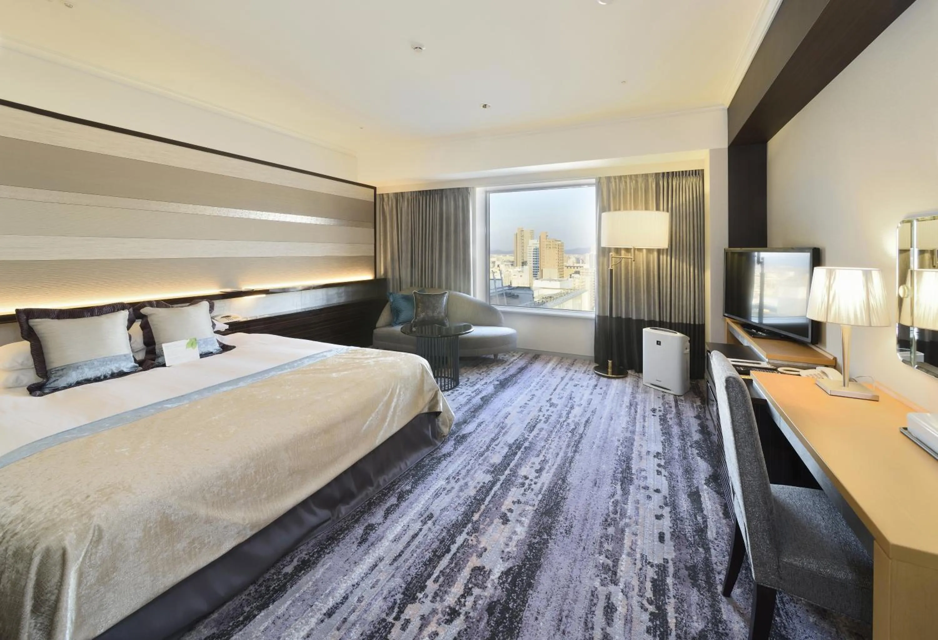 Bed in Hotel Granvia Okayama