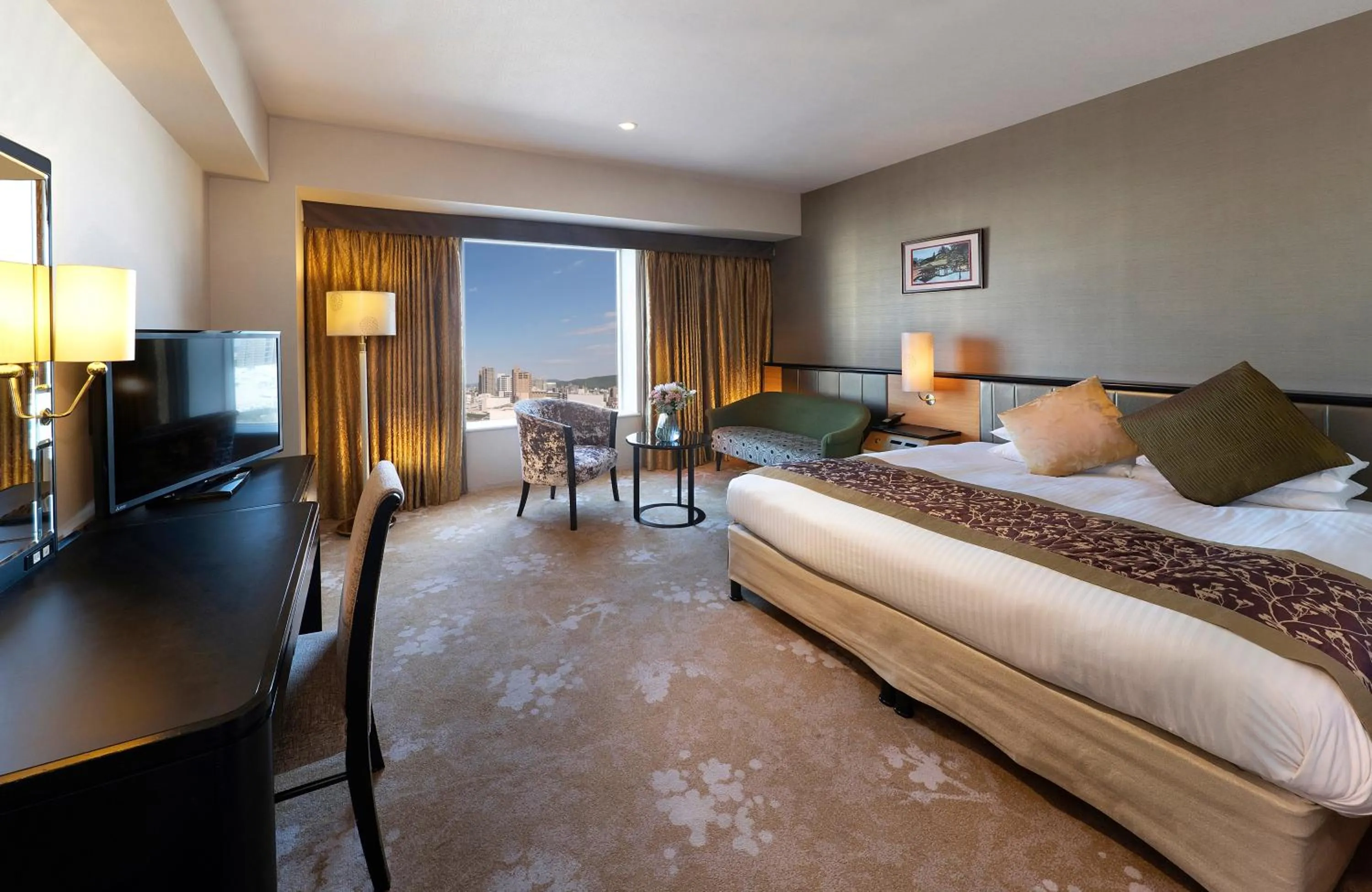 Photo of the whole room, Bed in Hotel Granvia Okayama