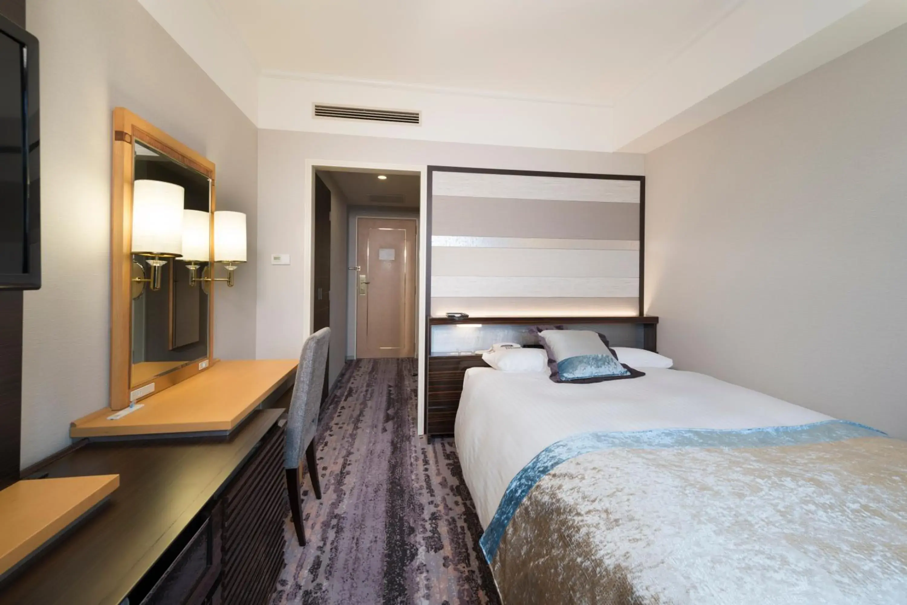 Photo of the whole room, Bed in Hotel Granvia Okayama Photo of the whole room, Bed in Hotel Granvia Okayama