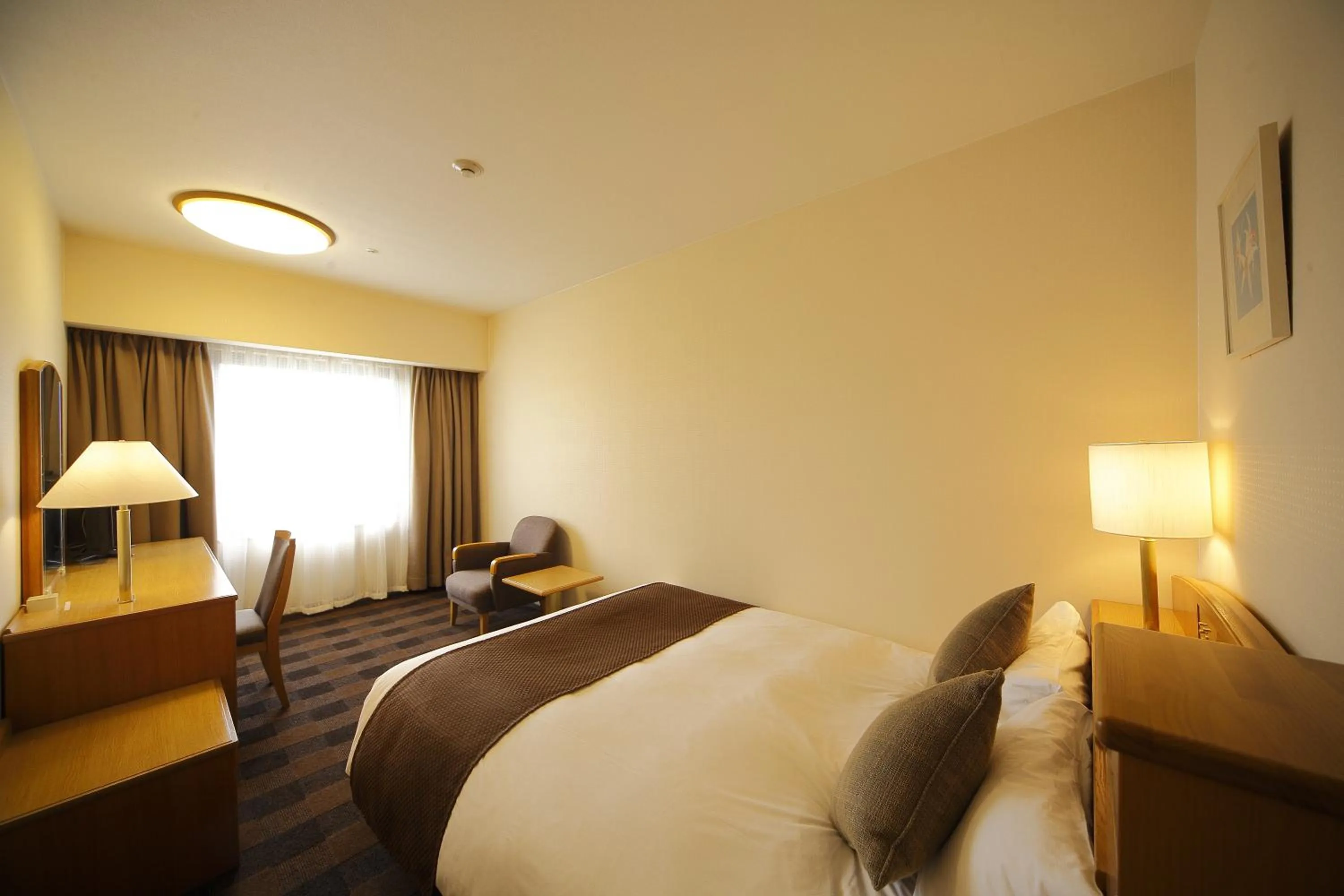 Day, Bed in Hotel Granvia Wakayama