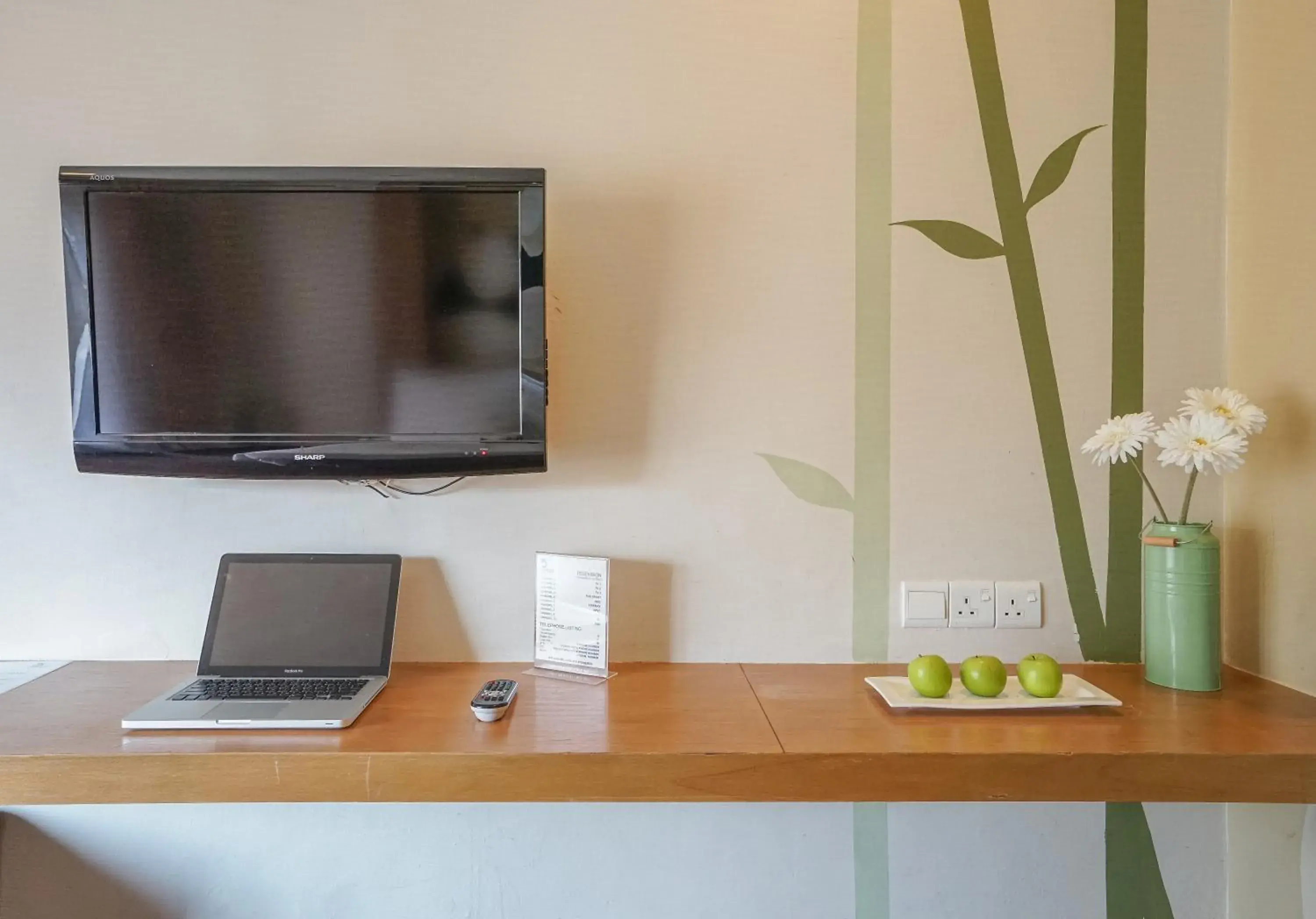 TV and multimedia, TV/Entertainment Center in The 5 Elements Hotel Chinatown Kuala Lumpur