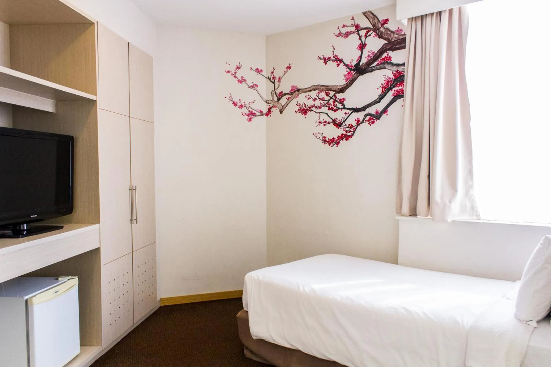 Bed in The 5 Elements Hotel Chinatown Kuala Lumpur