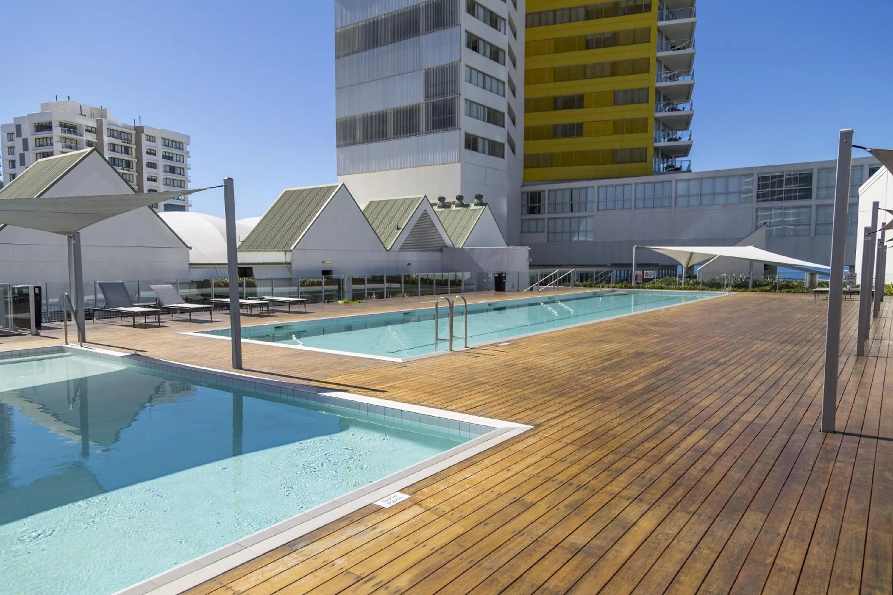 Swimming pool in ULTIQA Air On Broadbeach