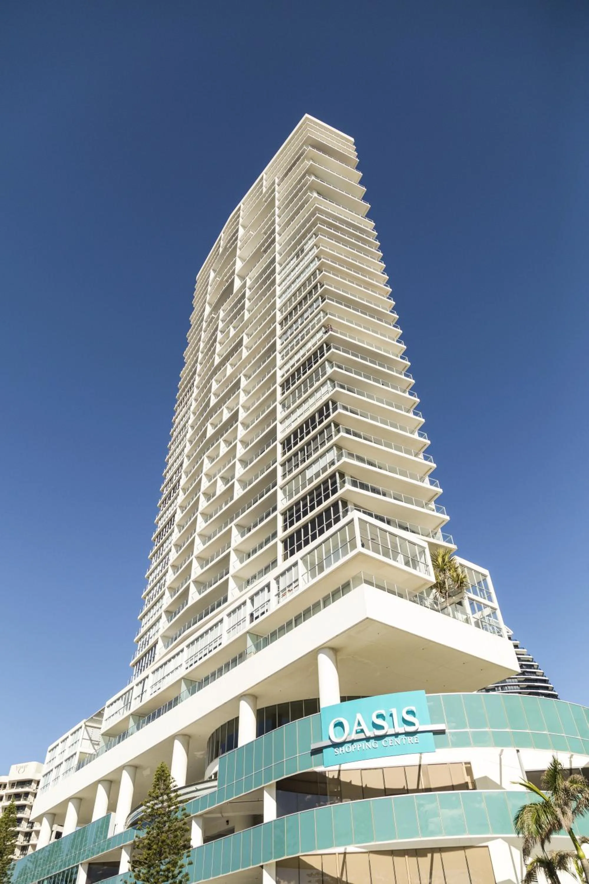 Property building in ULTIQA Air On Broadbeach