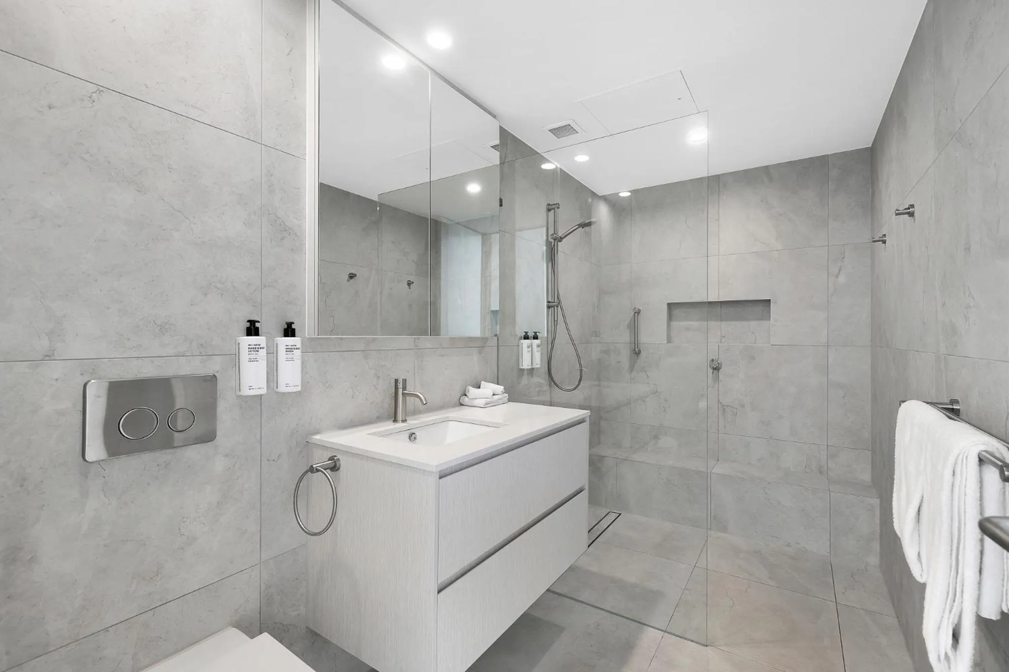 Bathroom in ULTIQA Air On Broadbeach