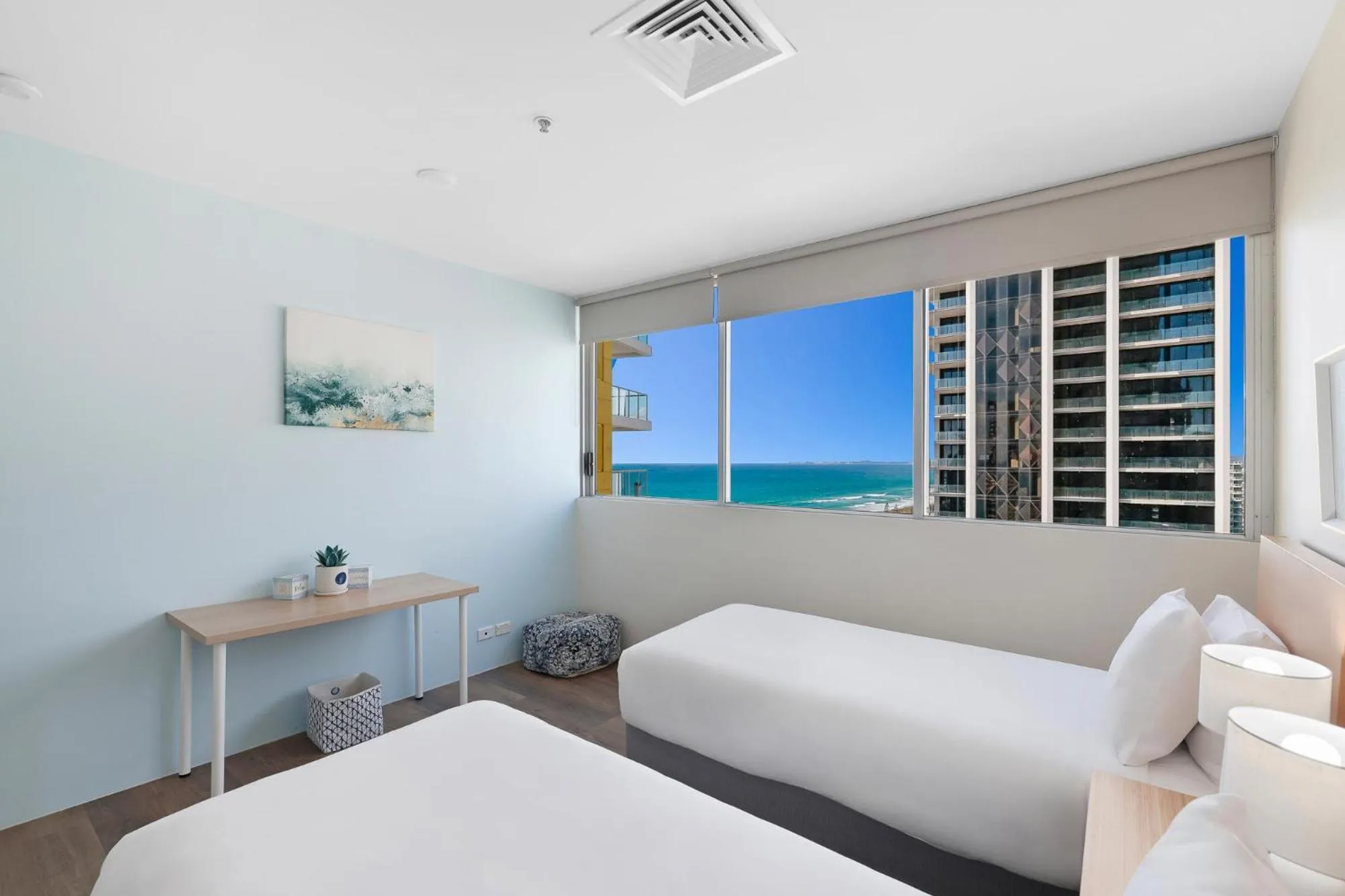 Bedroom, Bed in ULTIQA Air On Broadbeach