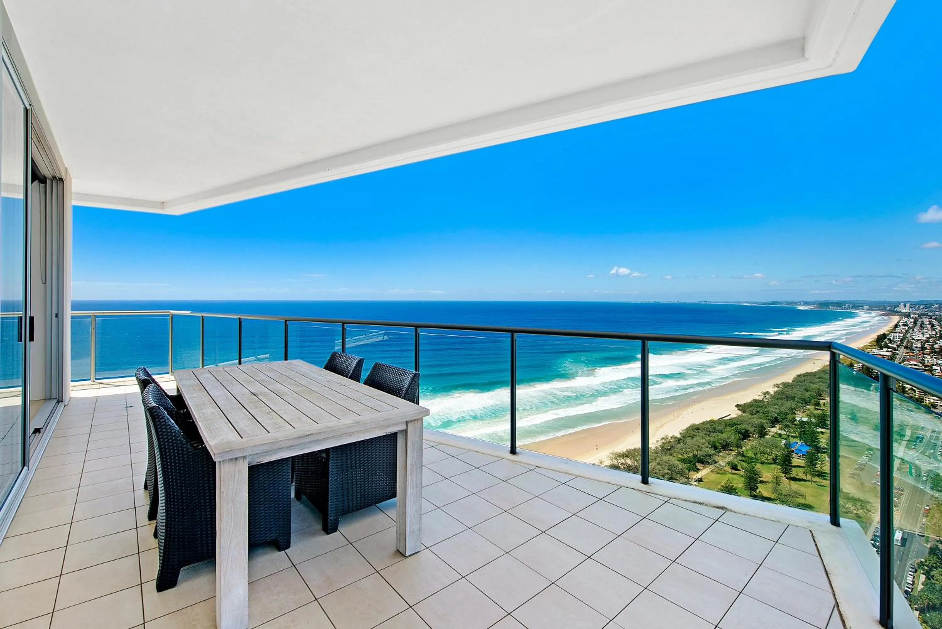 Patio in ULTIQA Air On Broadbeach