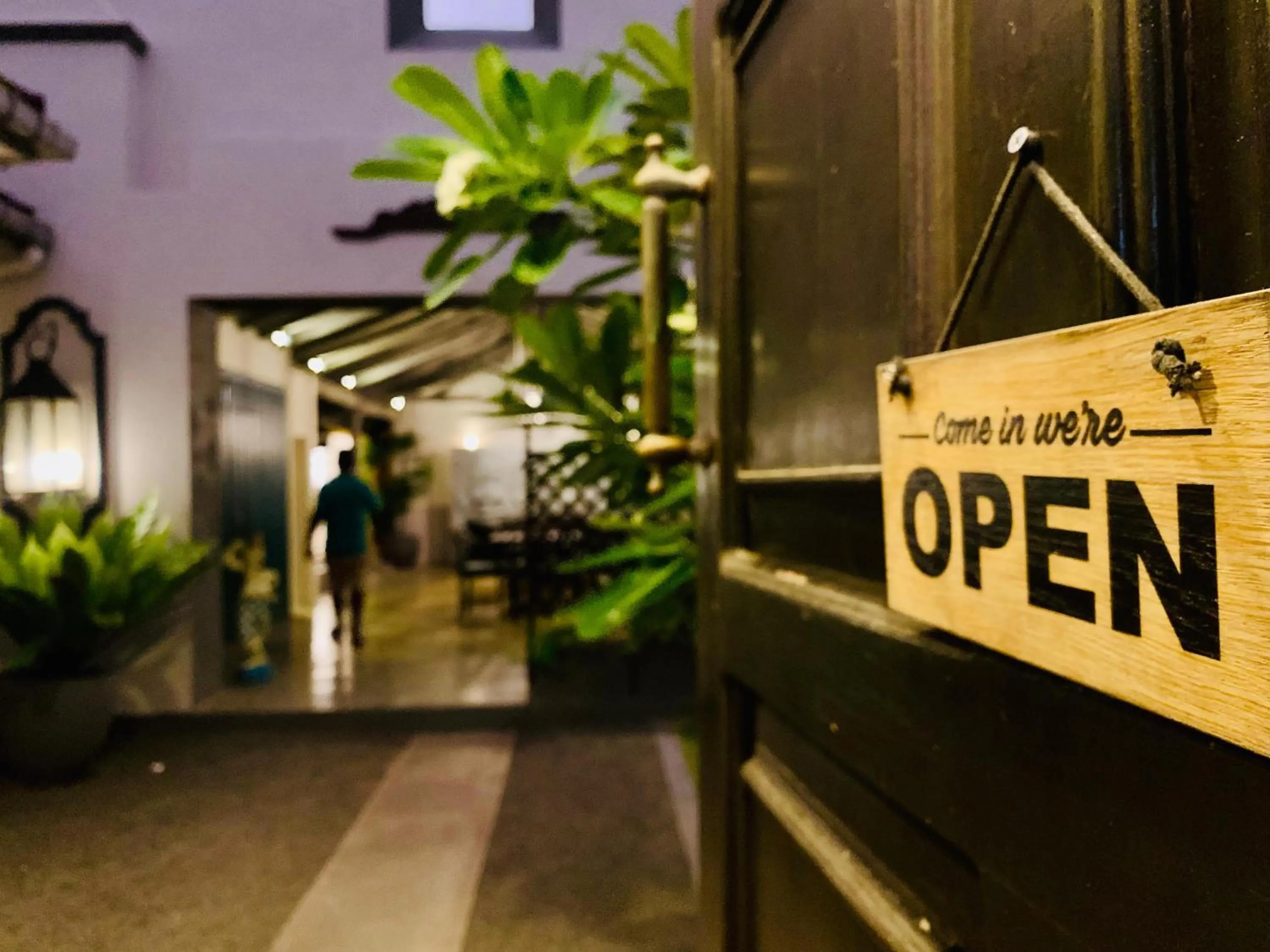 Facade/entrance in Suite Lanka