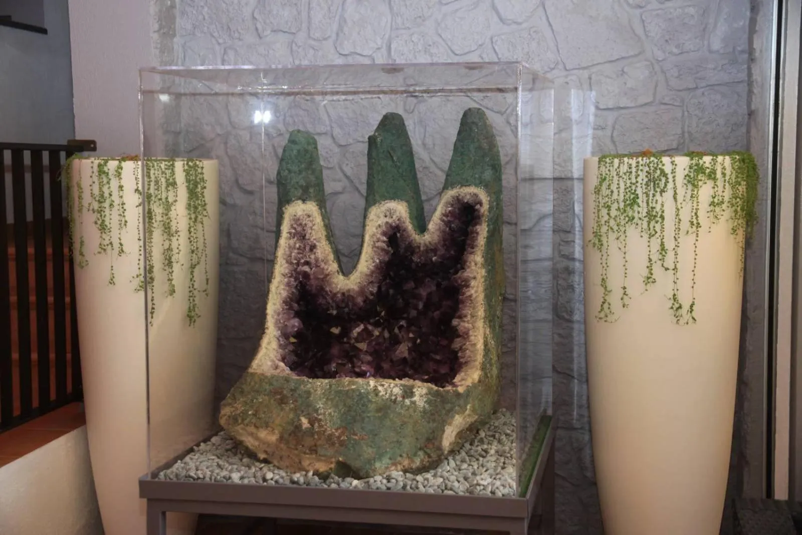 Lobby or reception in Isola Hôtel