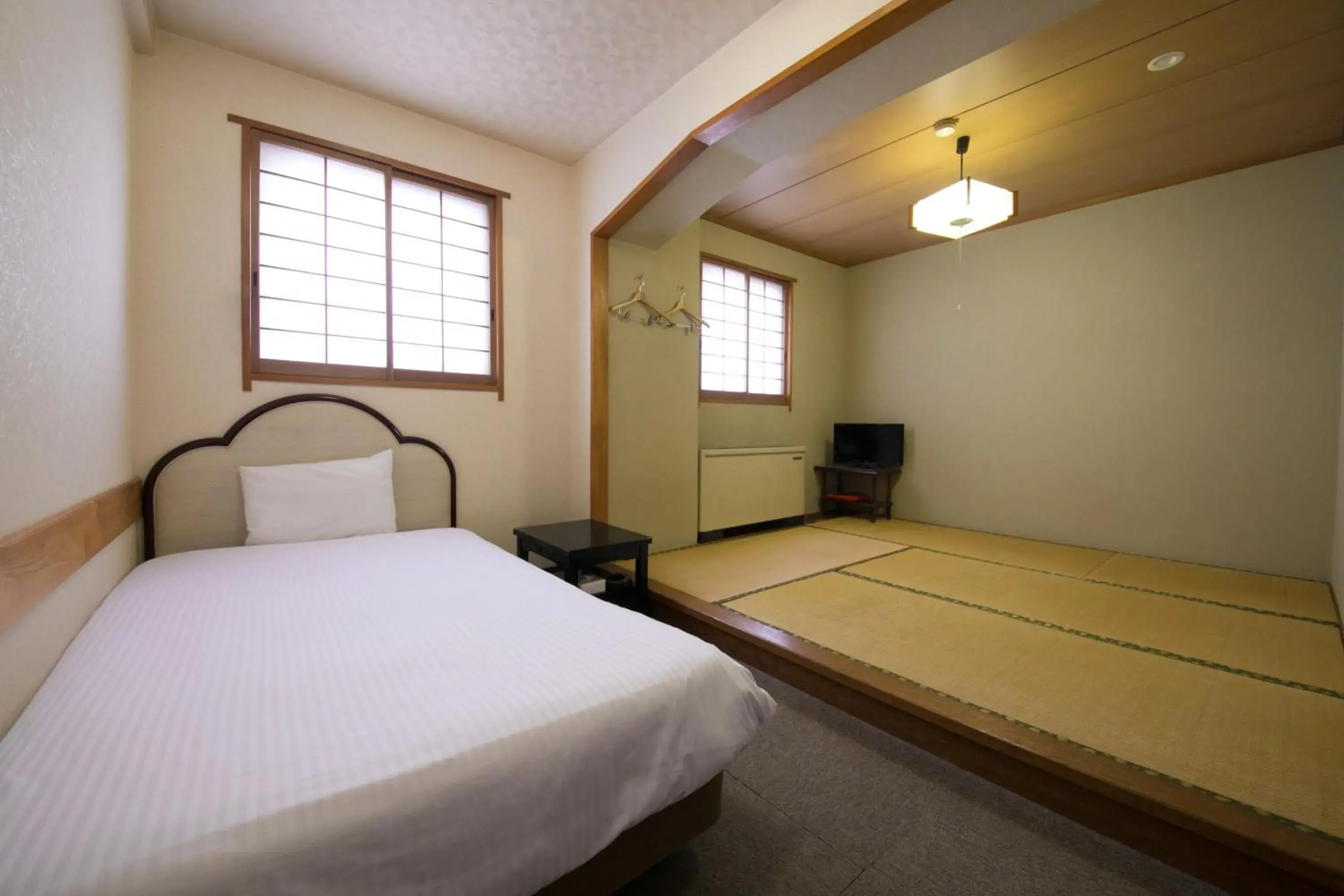 Photo of the whole room, Bed in Heiwadai Hotel Otemon Photo of the whole room, Bed in Heiwadai Hotel Otemon