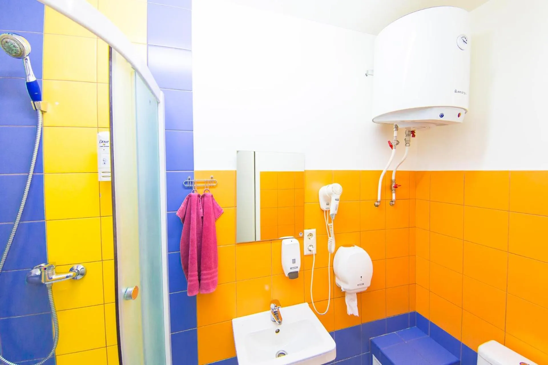 Bathroom in Hostel Brize