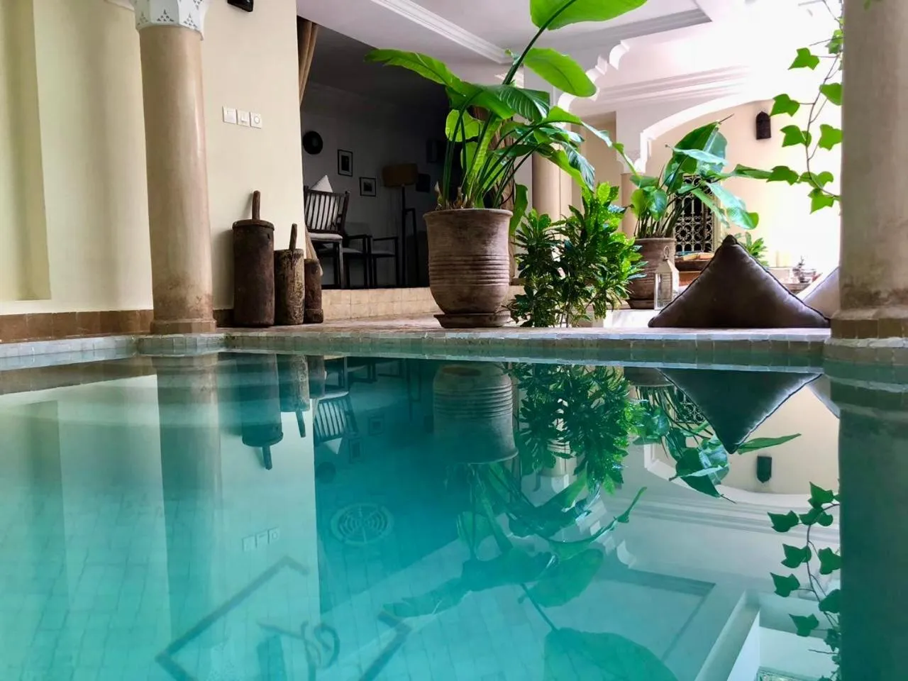 Swimming pool in Dar Crystal