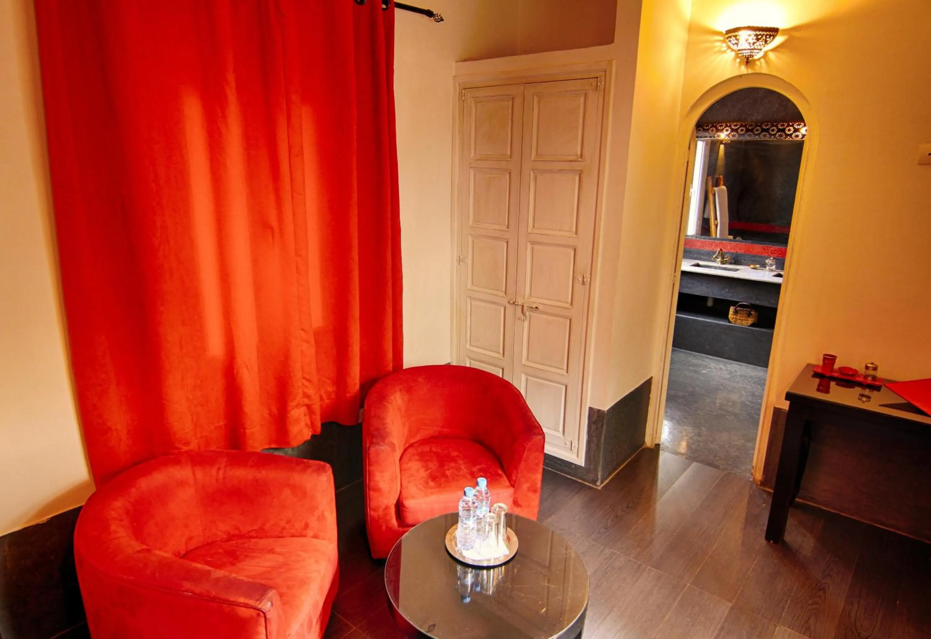 Bedroom in Dar Crystal