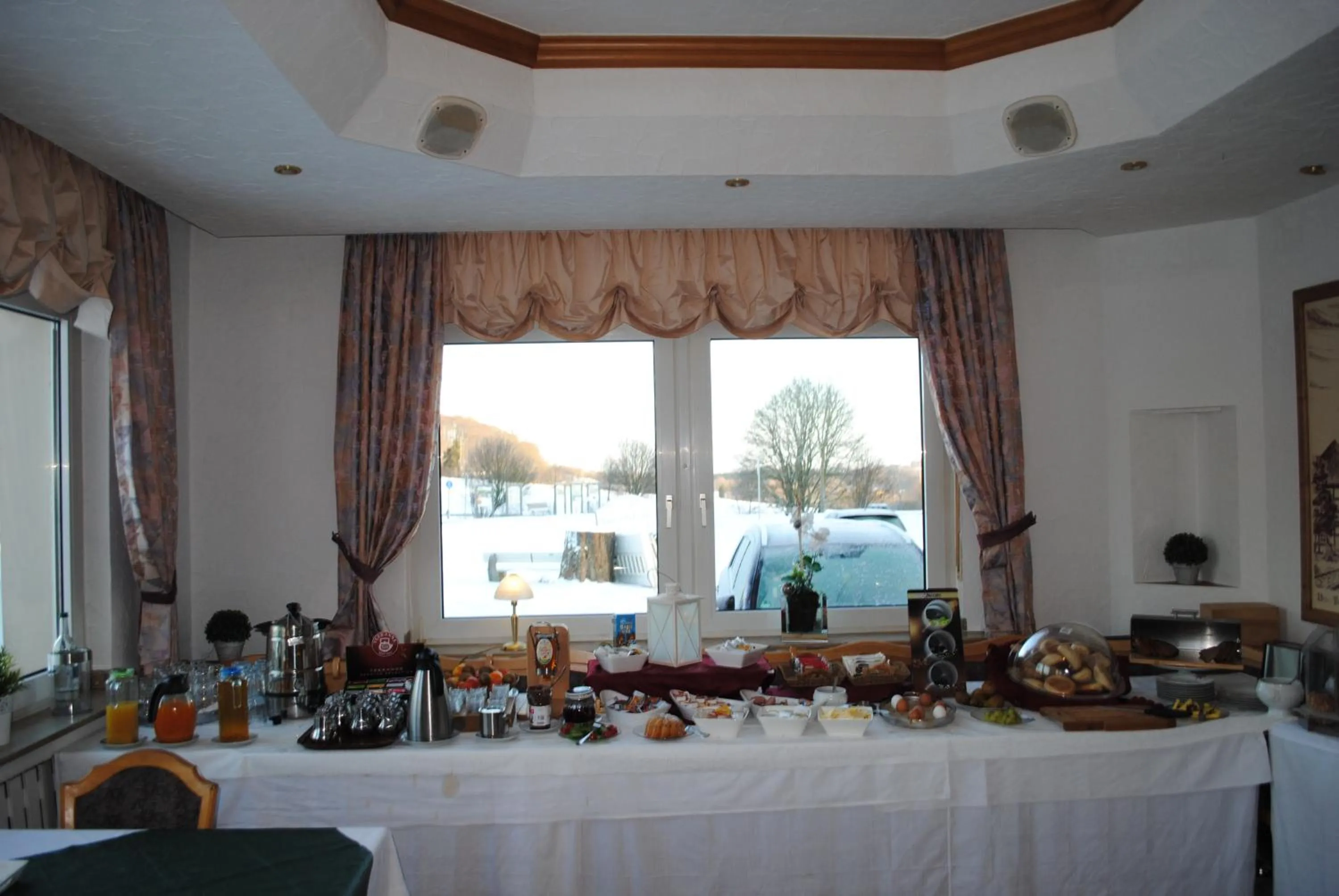 Buffet breakfast in Landgasthof Gruss