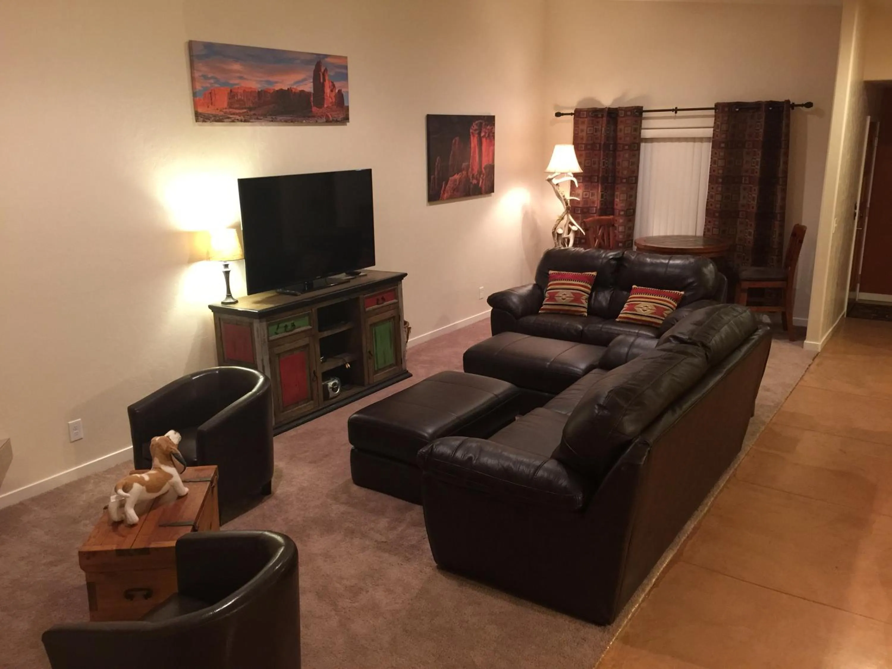 Living room in Oleander Place
