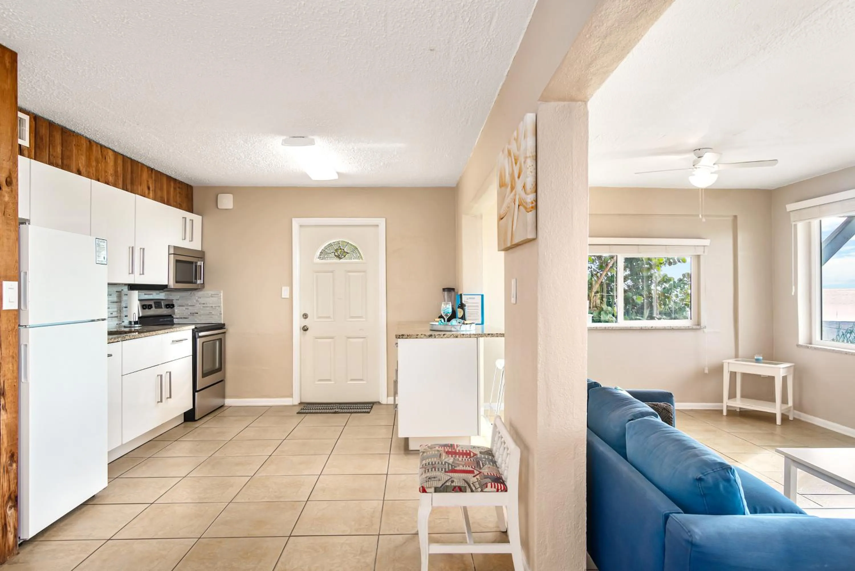 Kitchen or kitchenette in Island House