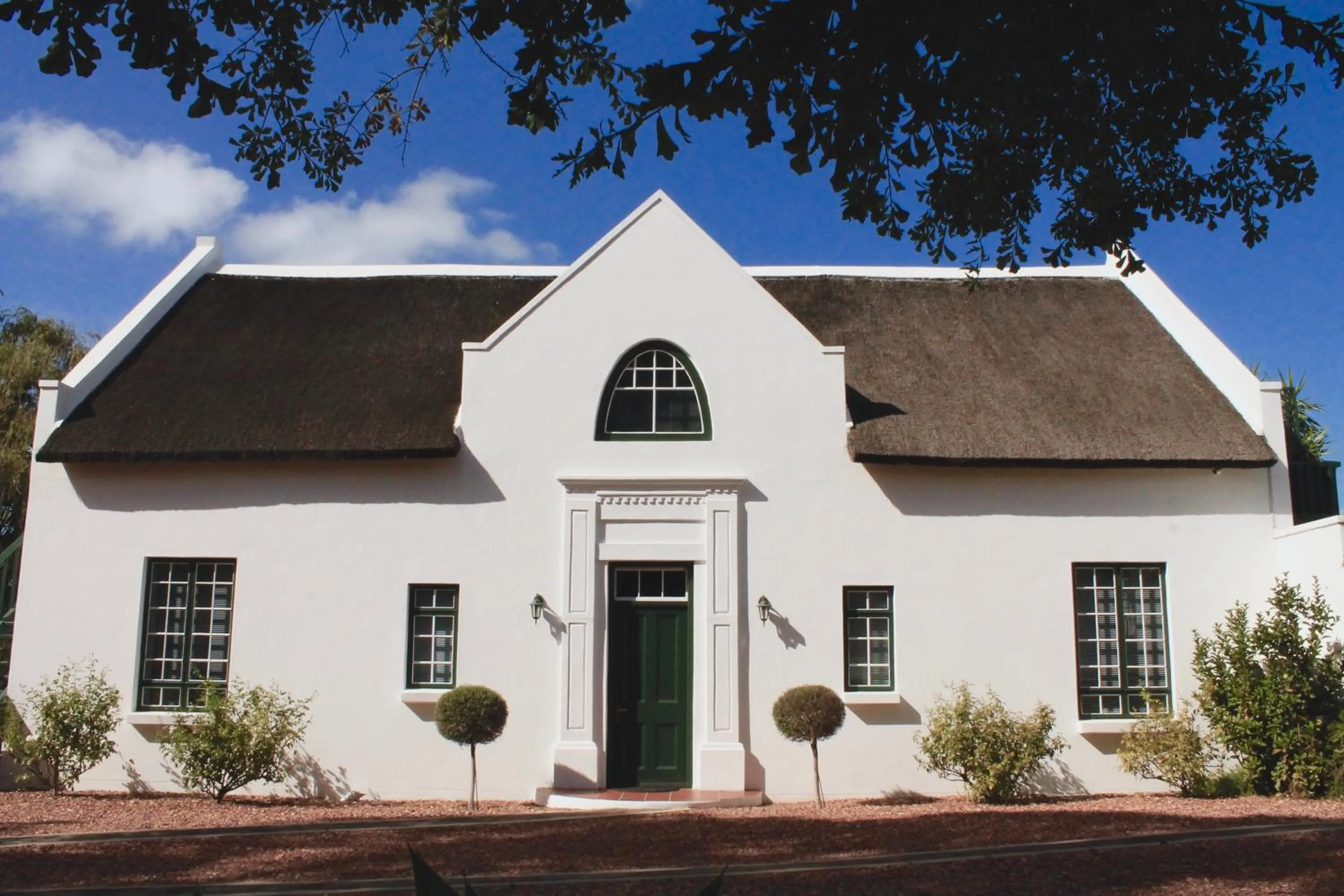 Property building in Rothman Manor