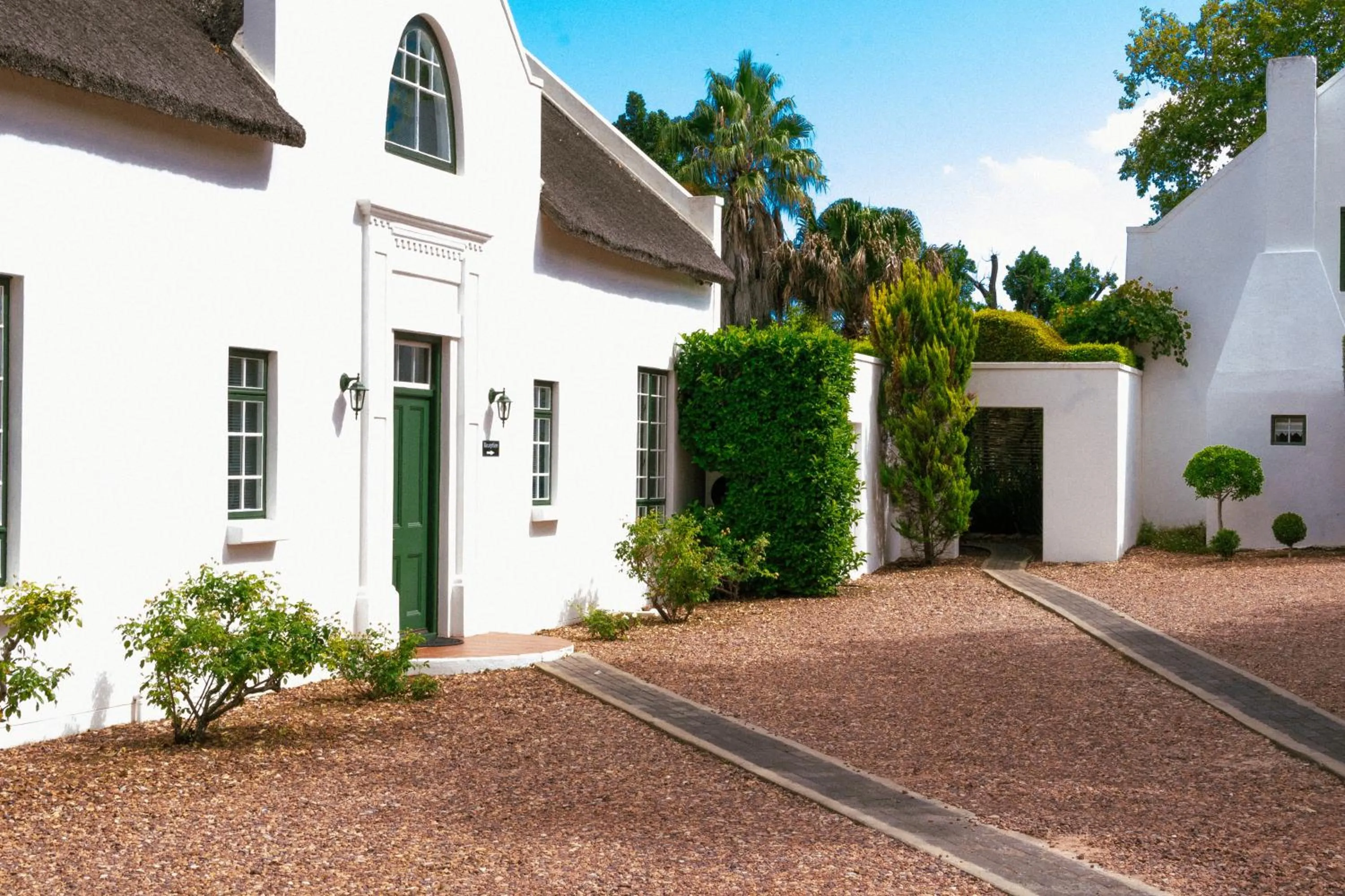 Property building in Rothman Manor