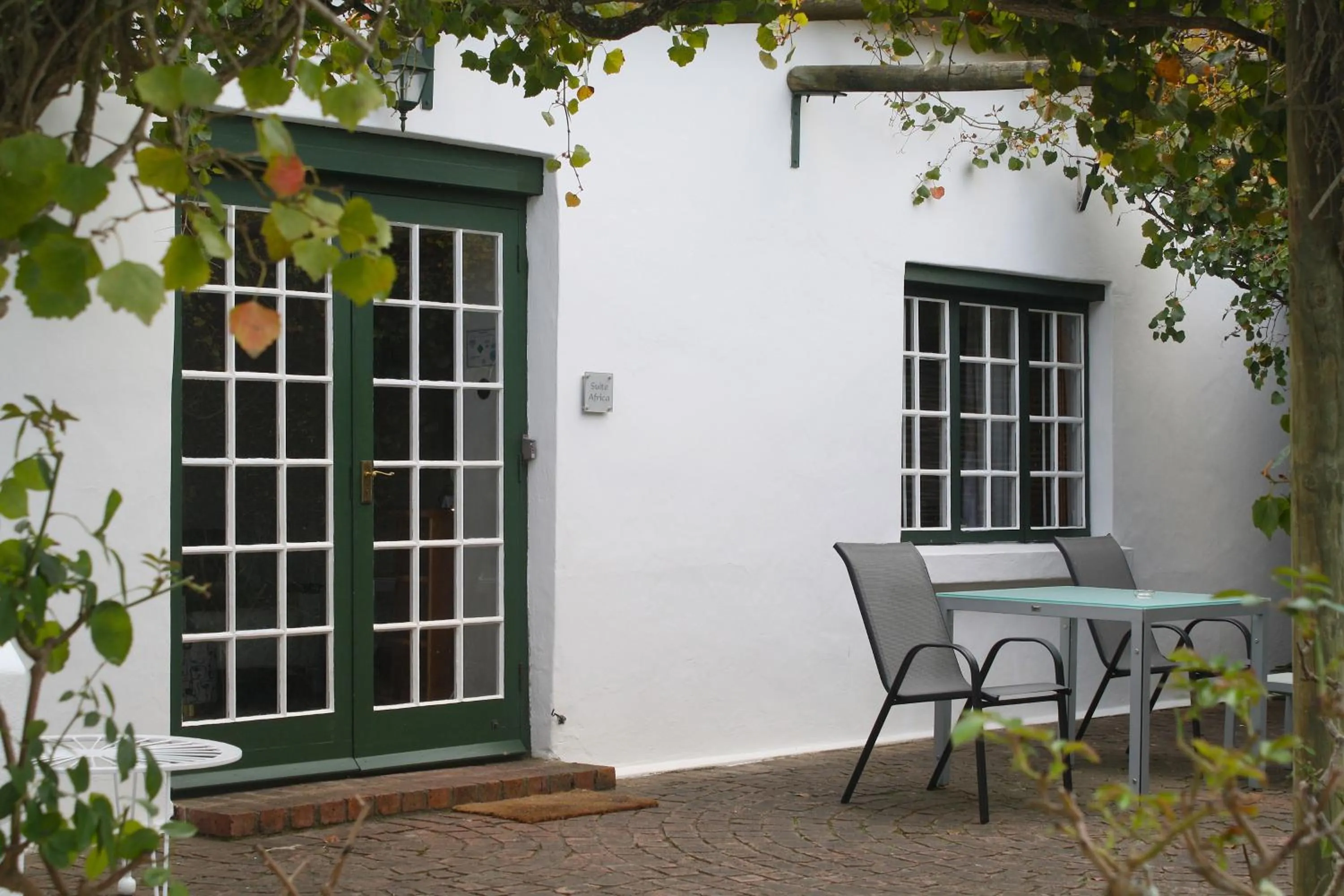 Property building in Rothman Manor