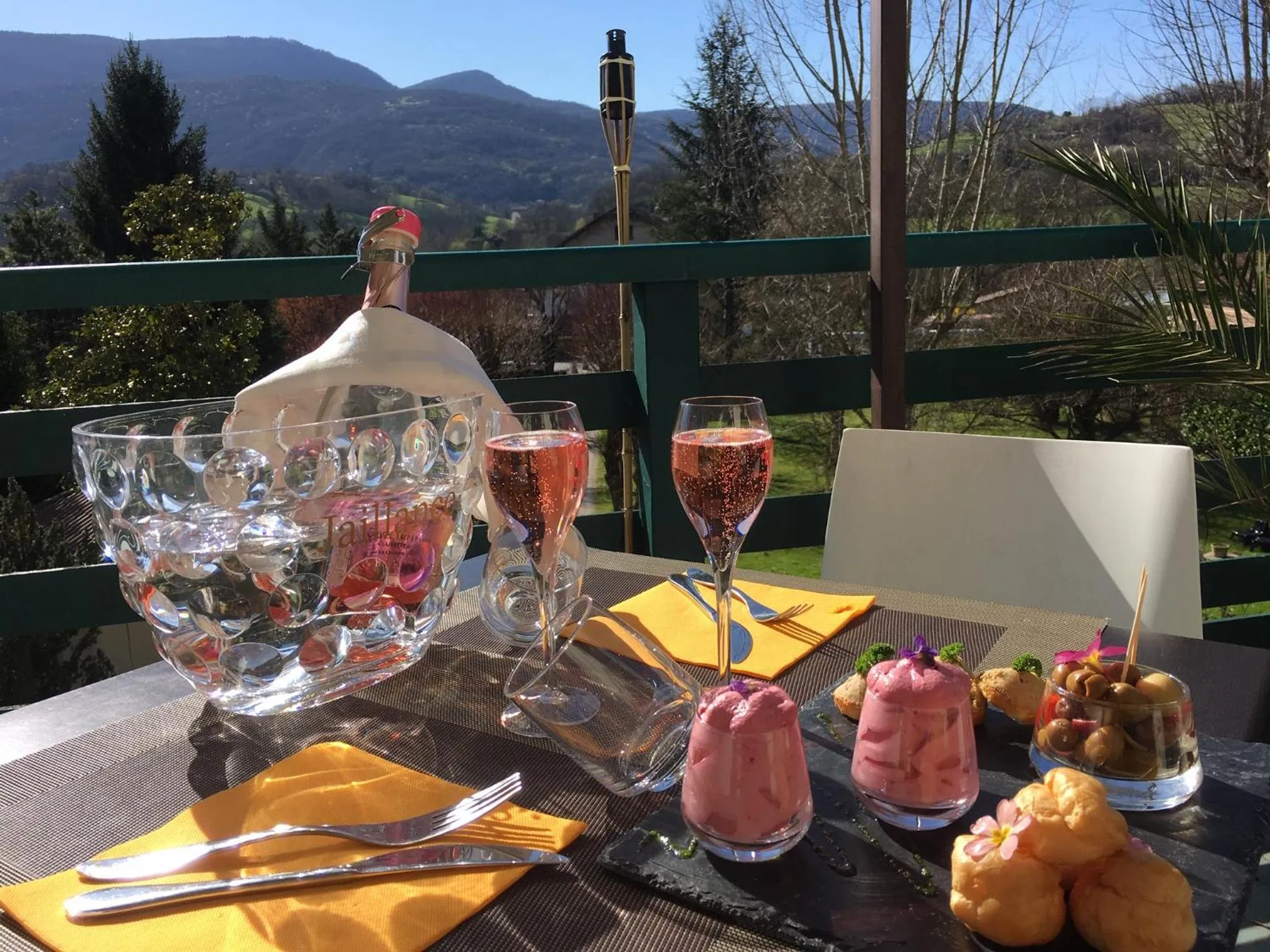 Balcony/Terrace in Logis Hôtel Restaurant Le Castel Fleuri