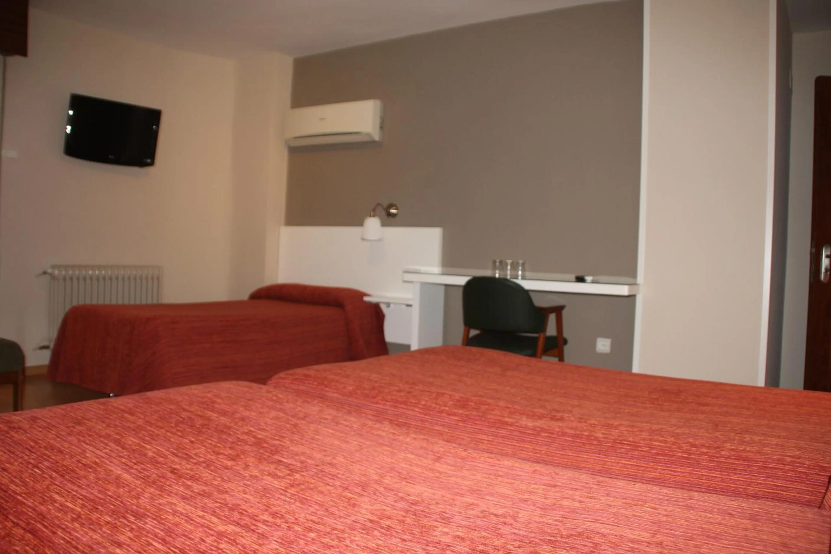 Photo of the whole room in Verona