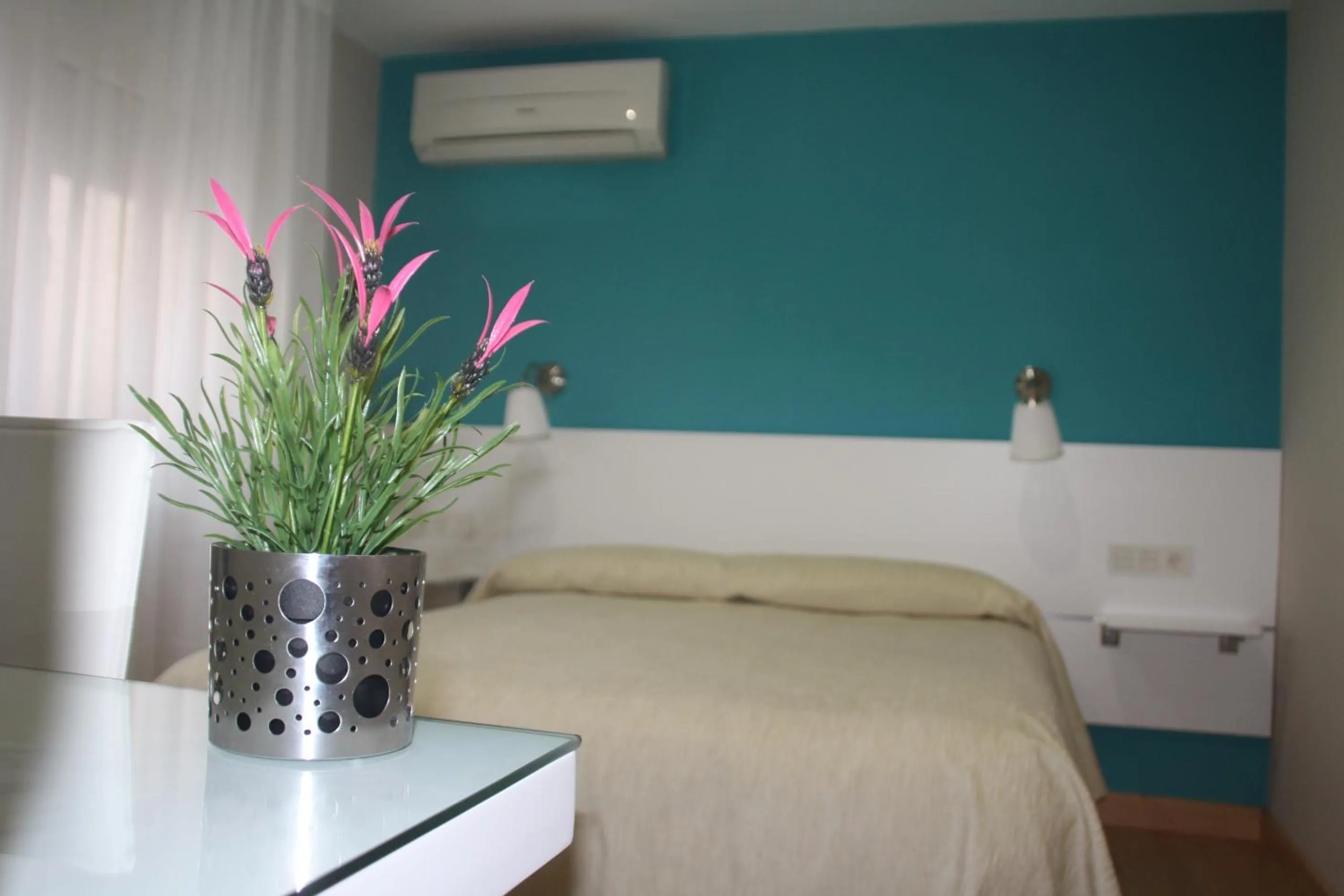 Decorative detail, Bed in Verona