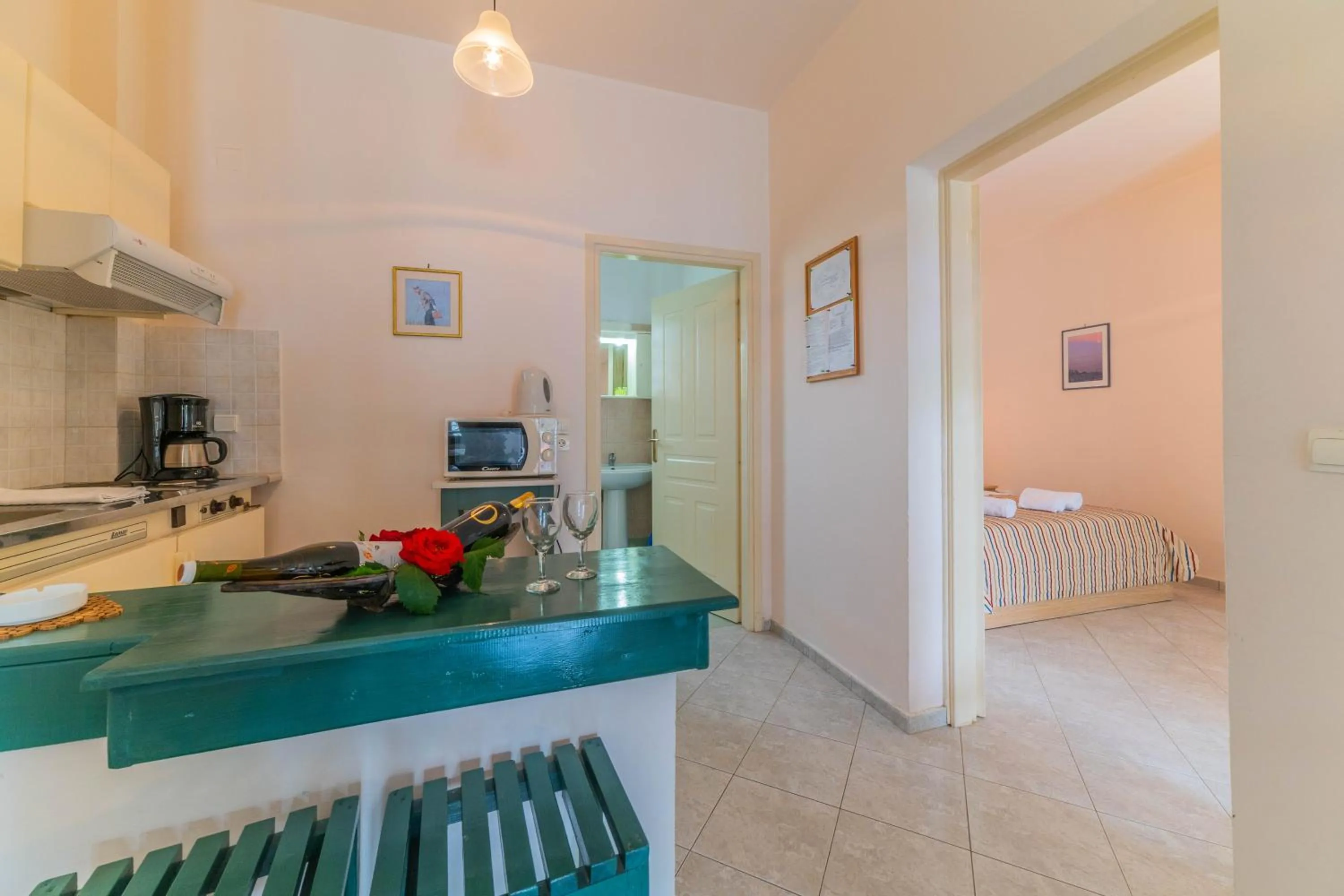 Kitchen or kitchenette in Kastro Studios Apartments