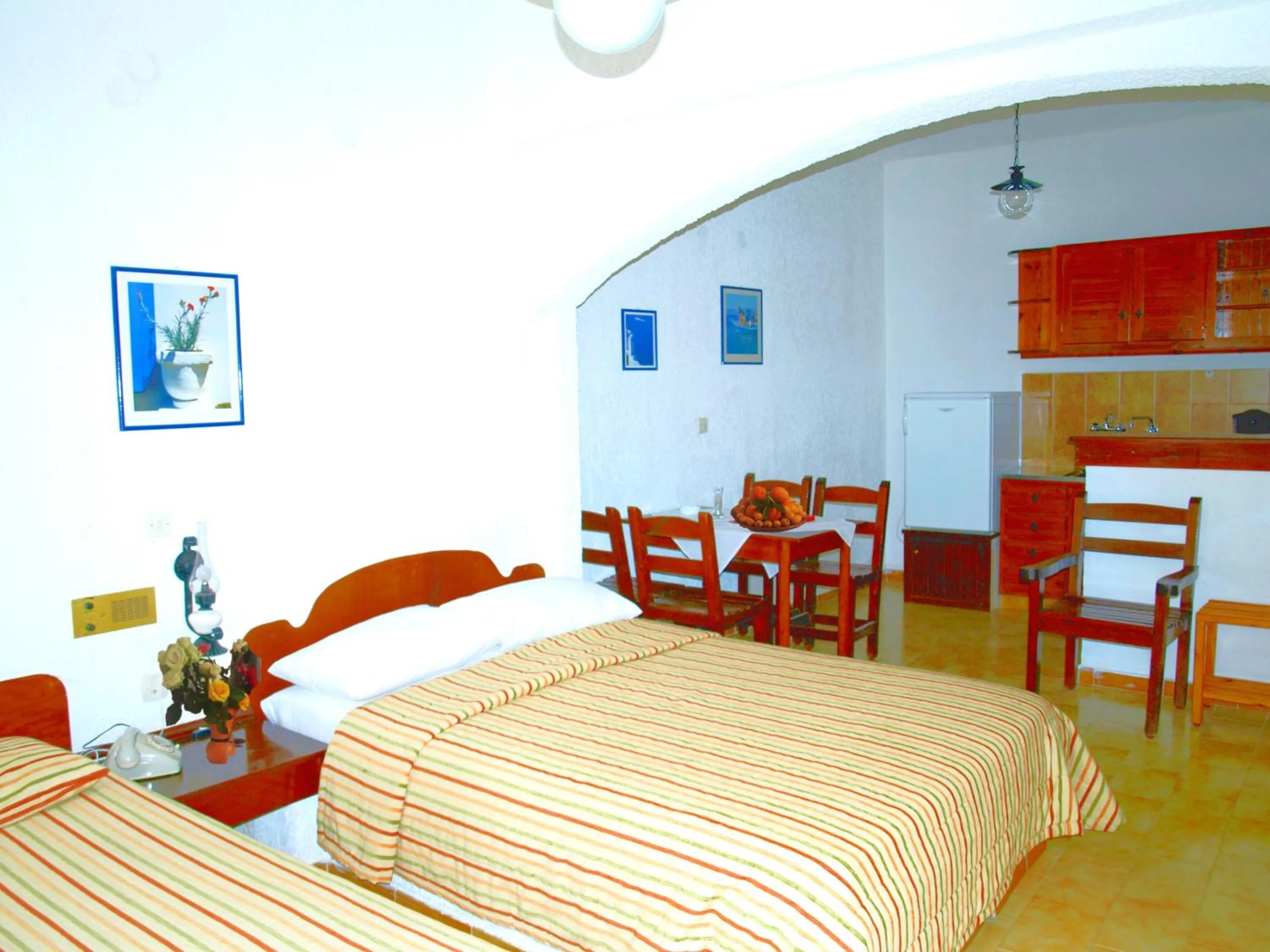 Photo of the whole room, Bed in Kastro Studios Apartments