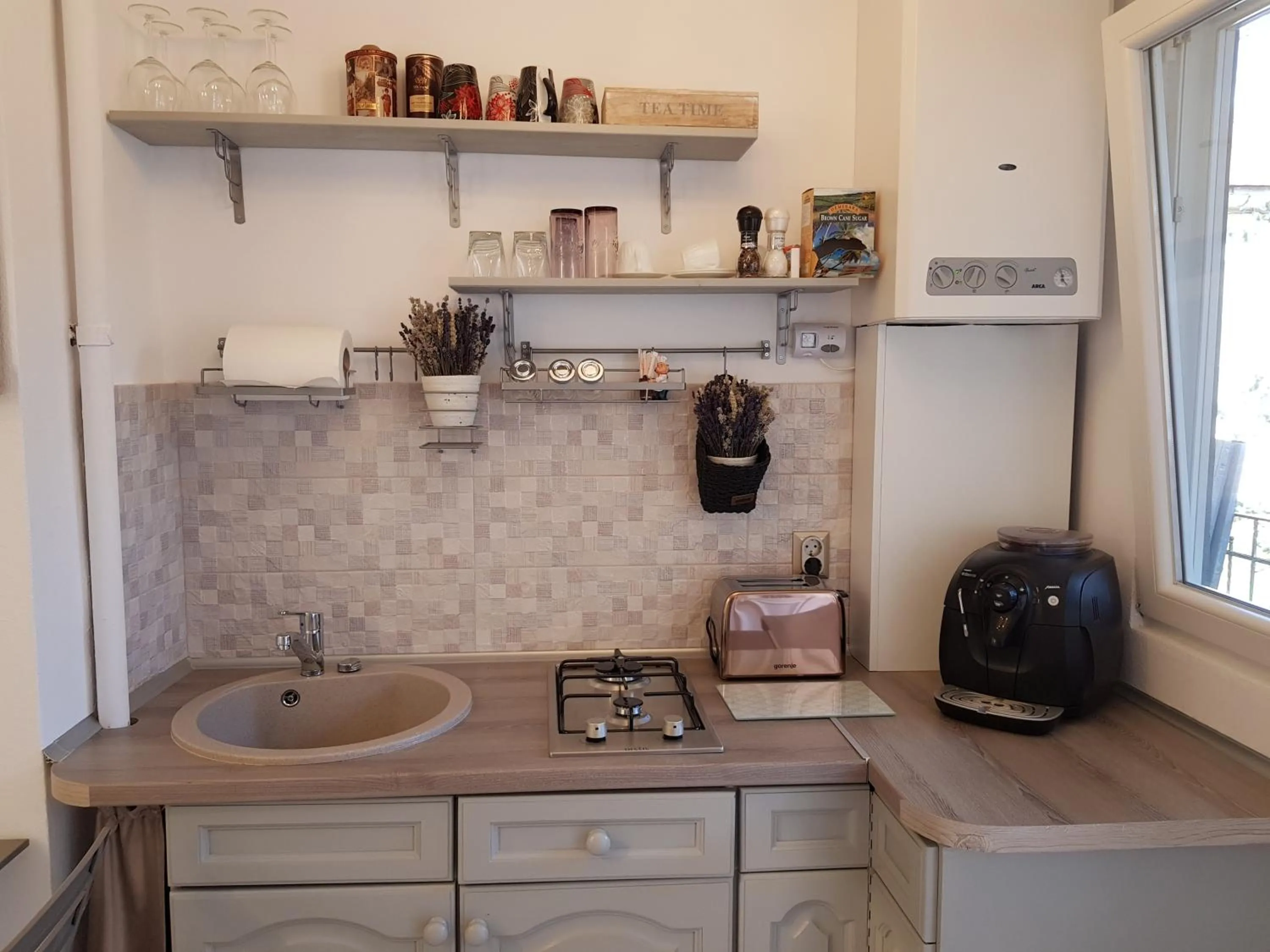 Coffee/tea facilities in Alfa Studio