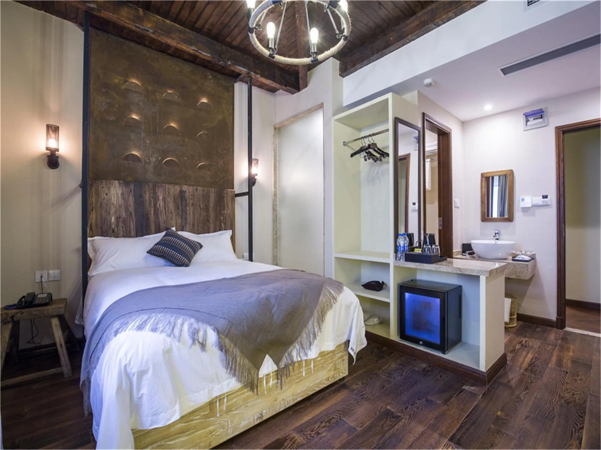 Bed in Soho Garden Hotel (Shanghai Huaihai Rd. Flagship)