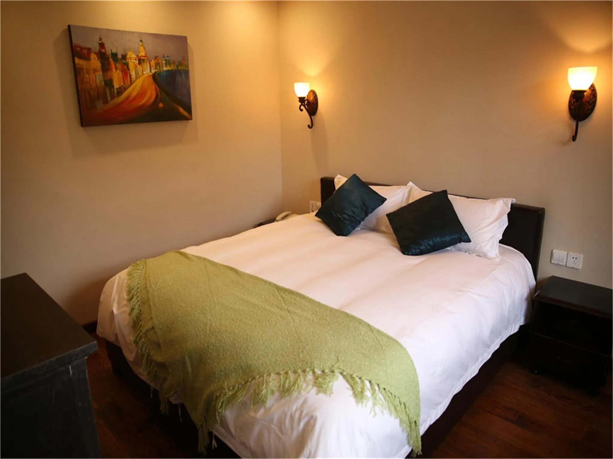 Bed in Soho Garden Hotel (Shanghai Huaihai Rd. Flagship)