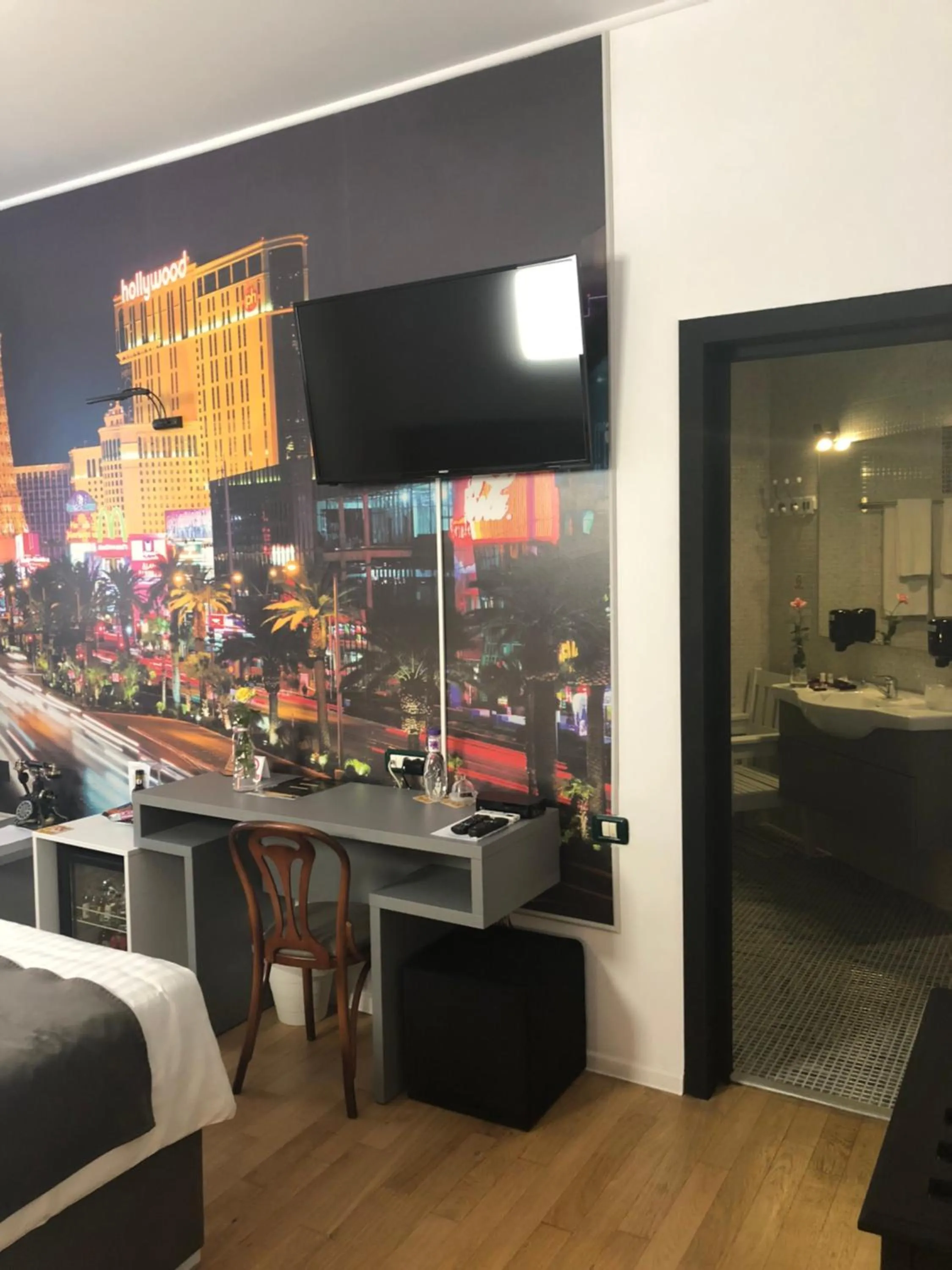 Ambra Boutique Hotel & Bistro