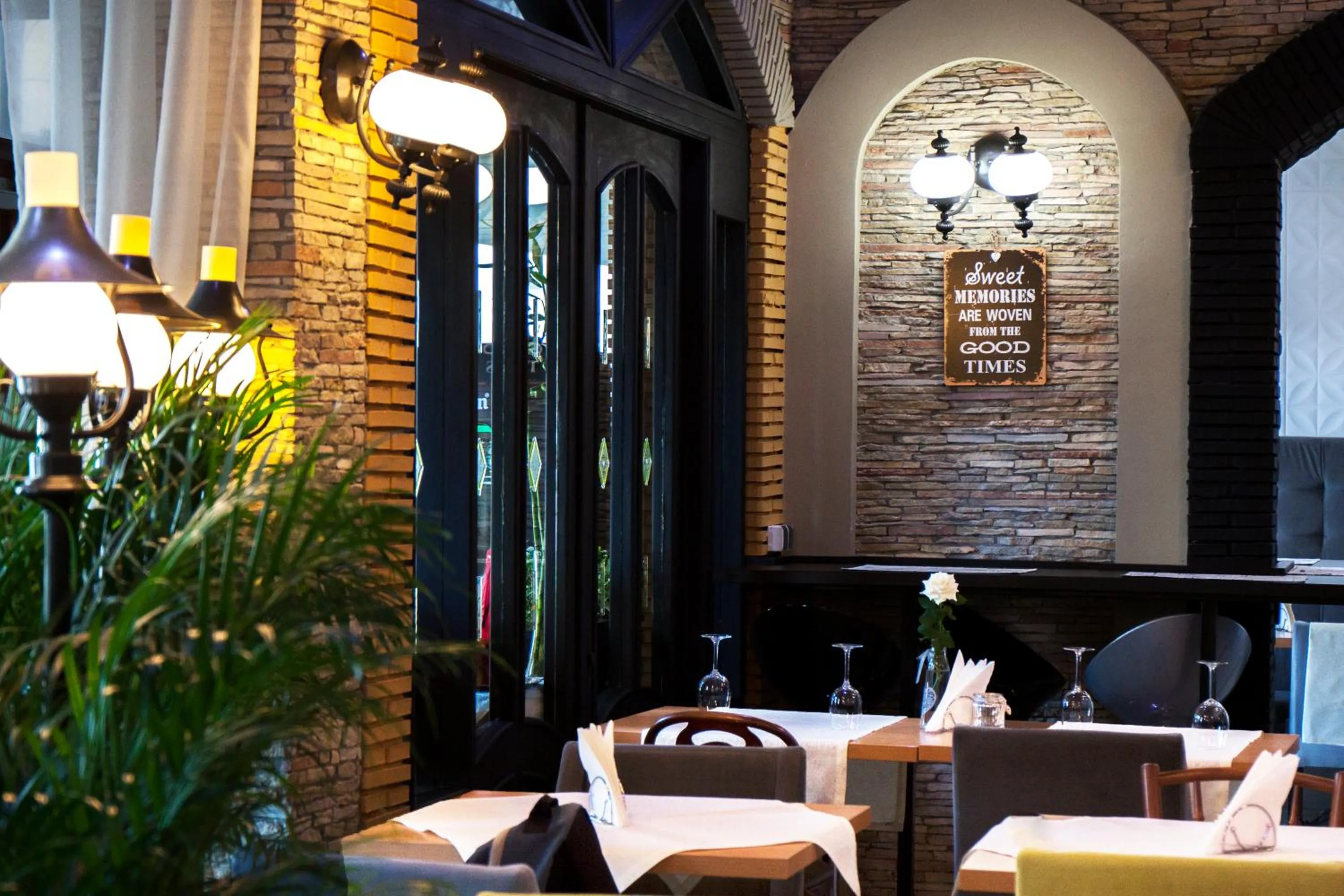 Ambra Boutique Hotel & Bistro