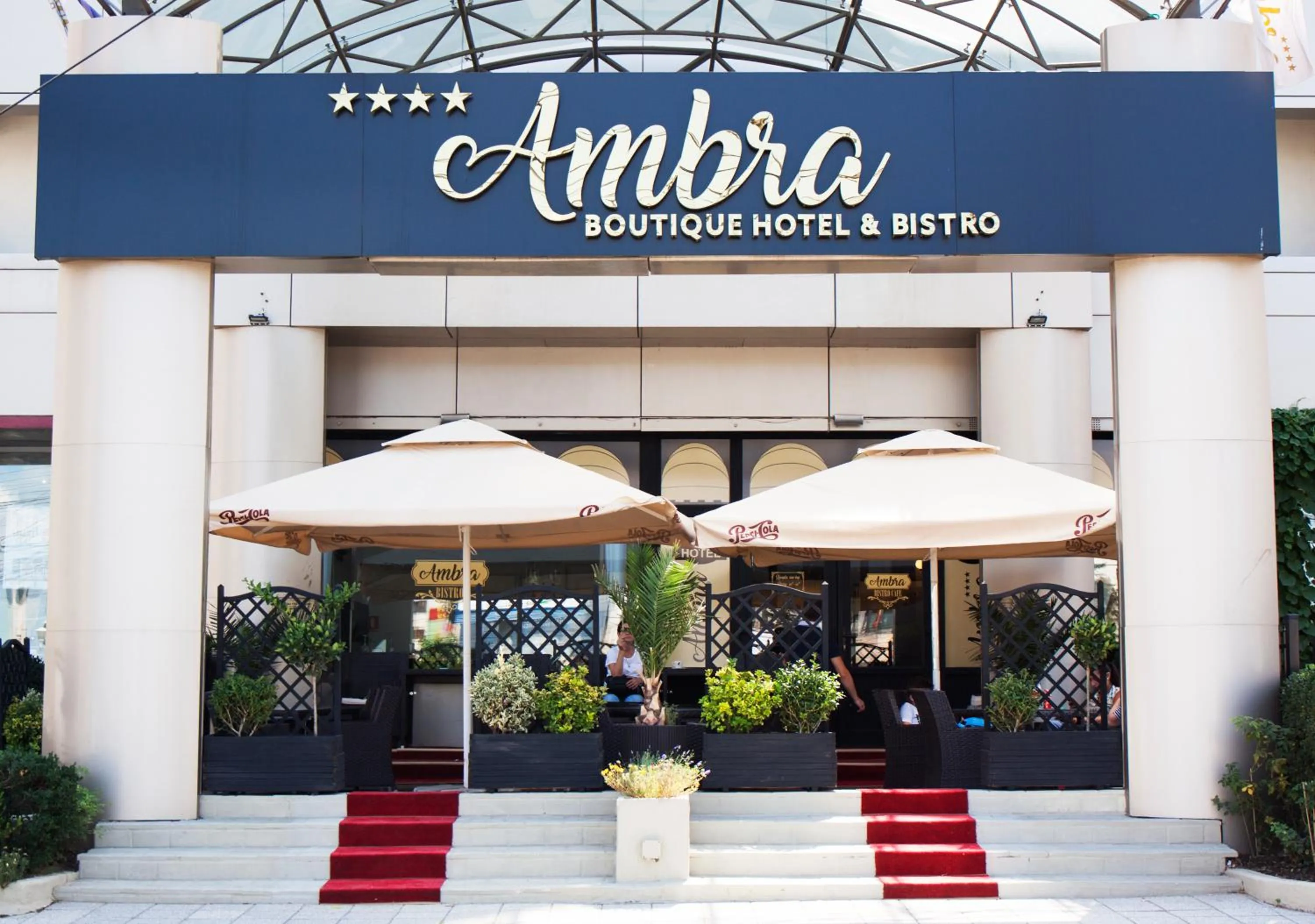 Facade/entrance in Ambra Boutique Hotel & Bistro