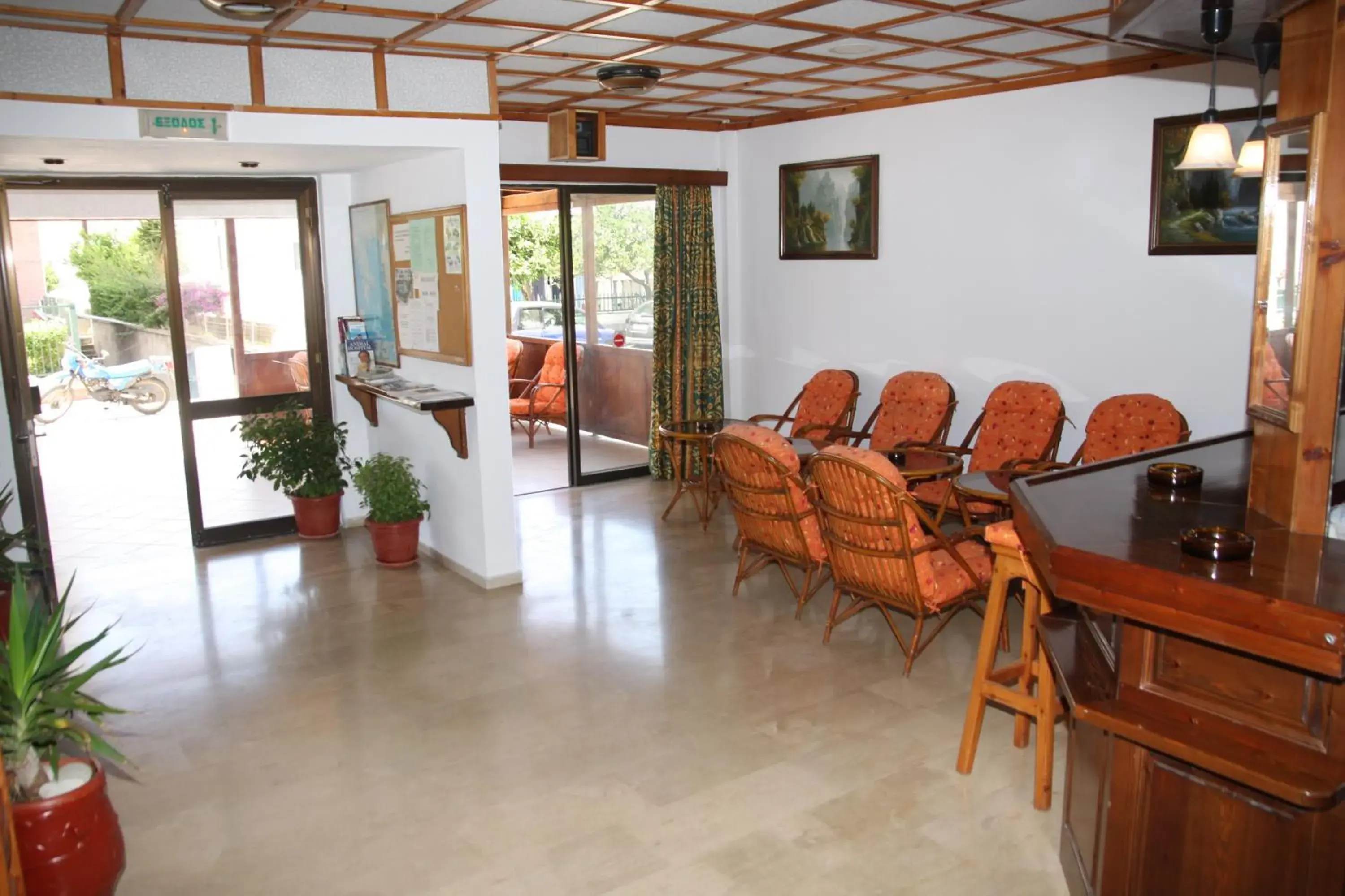 Lounge or bar in Andavis Hotel Lounge or bar in Andavis Hotel