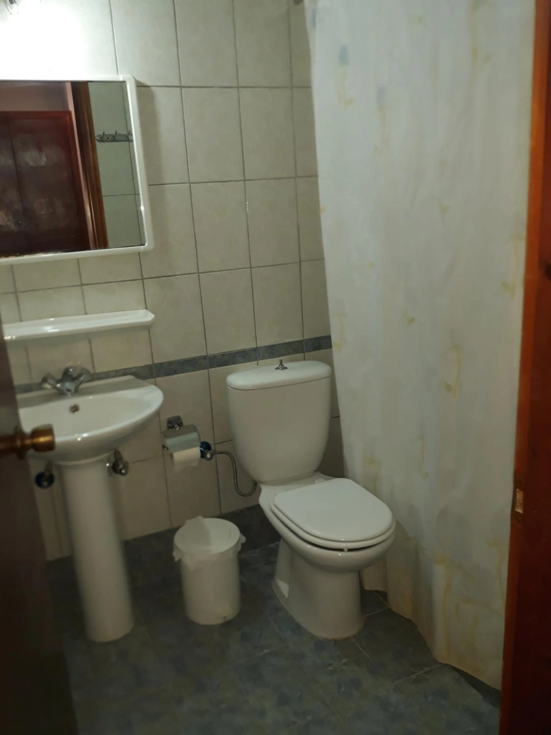 Bathroom in Andavis Hotel