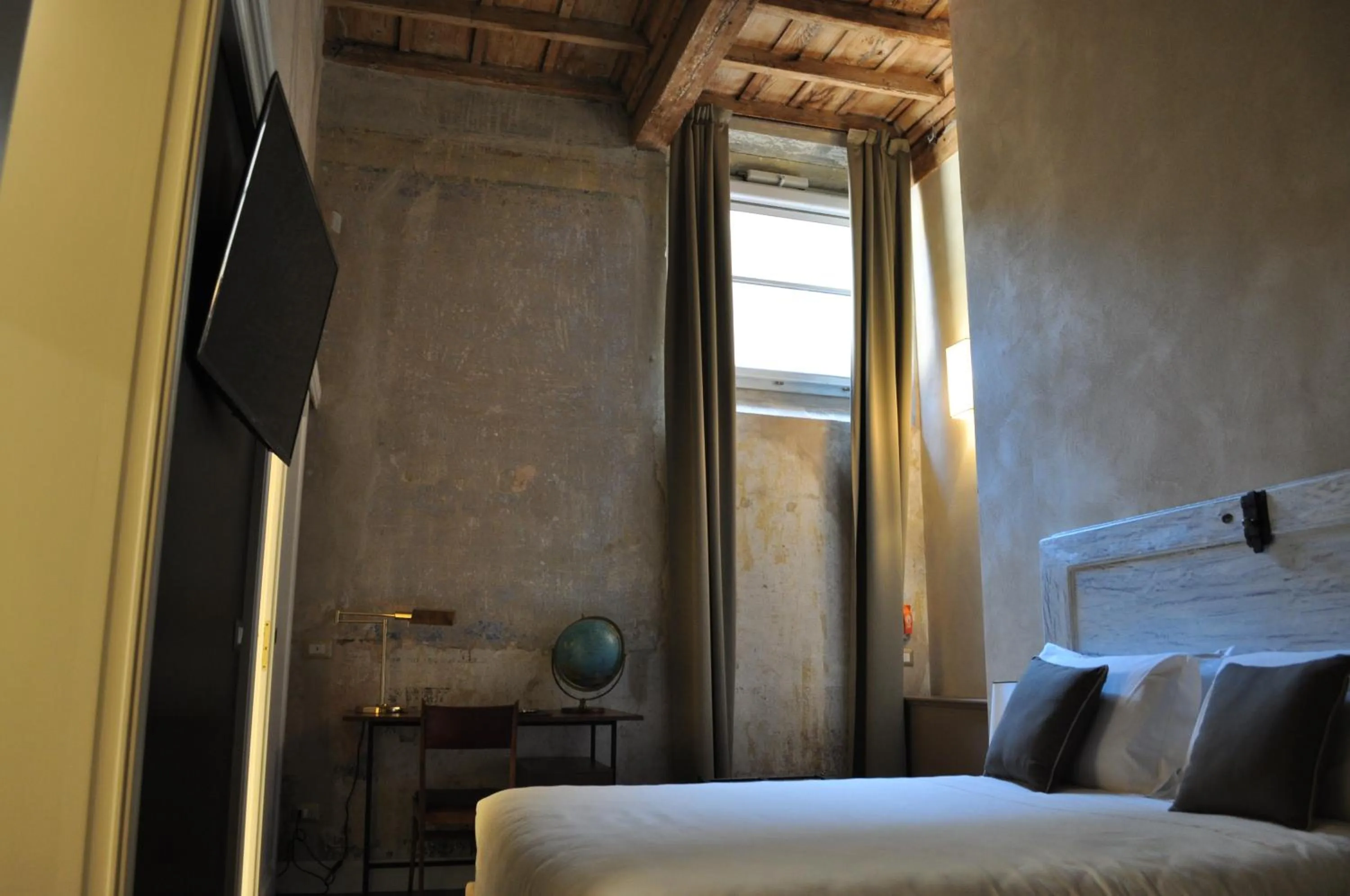 View (from property/room), Bed in Residenza La Musa Amarcord